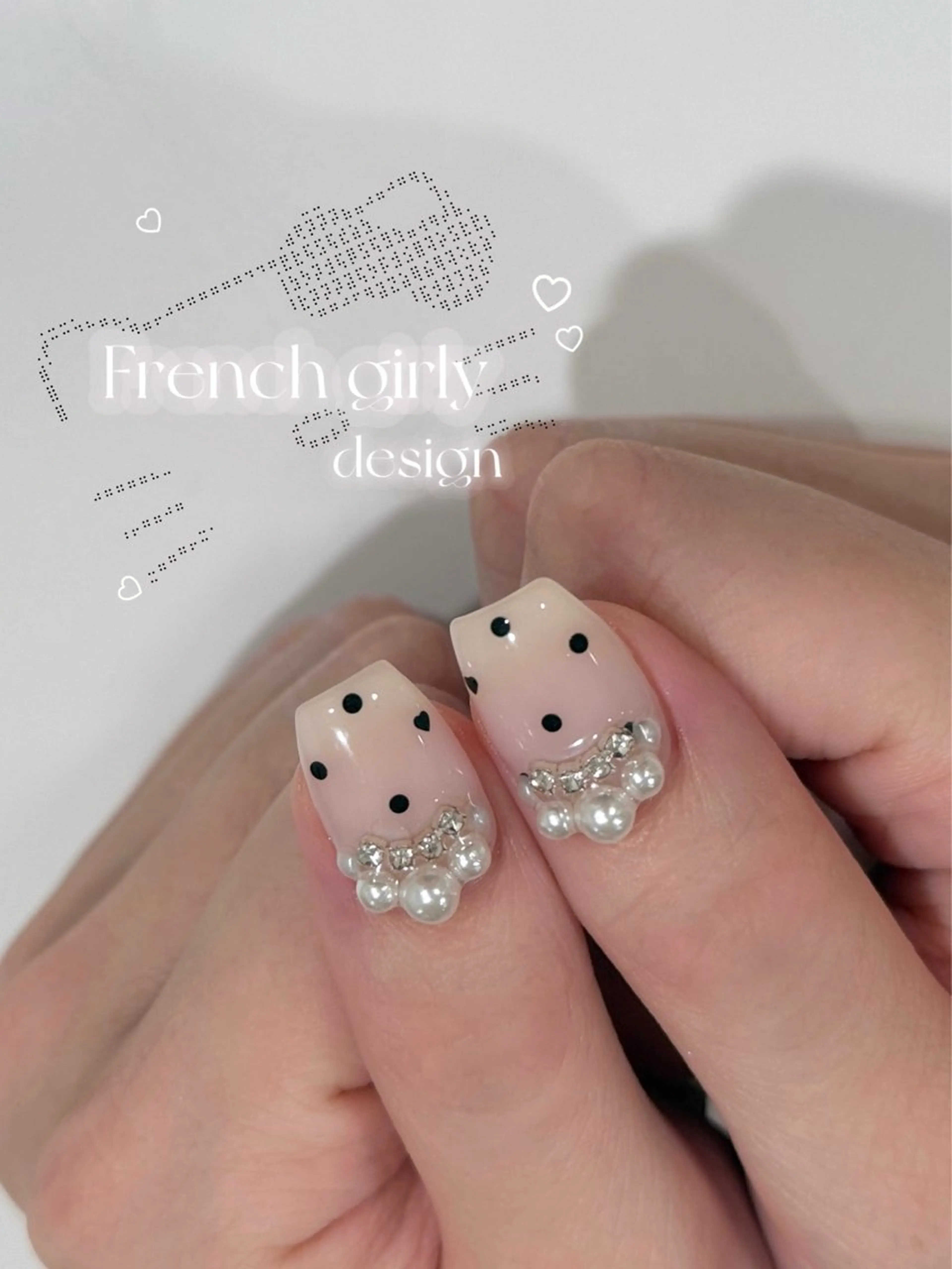 ミディアム フレンチガーリー LORAN juriのネイルデザイン