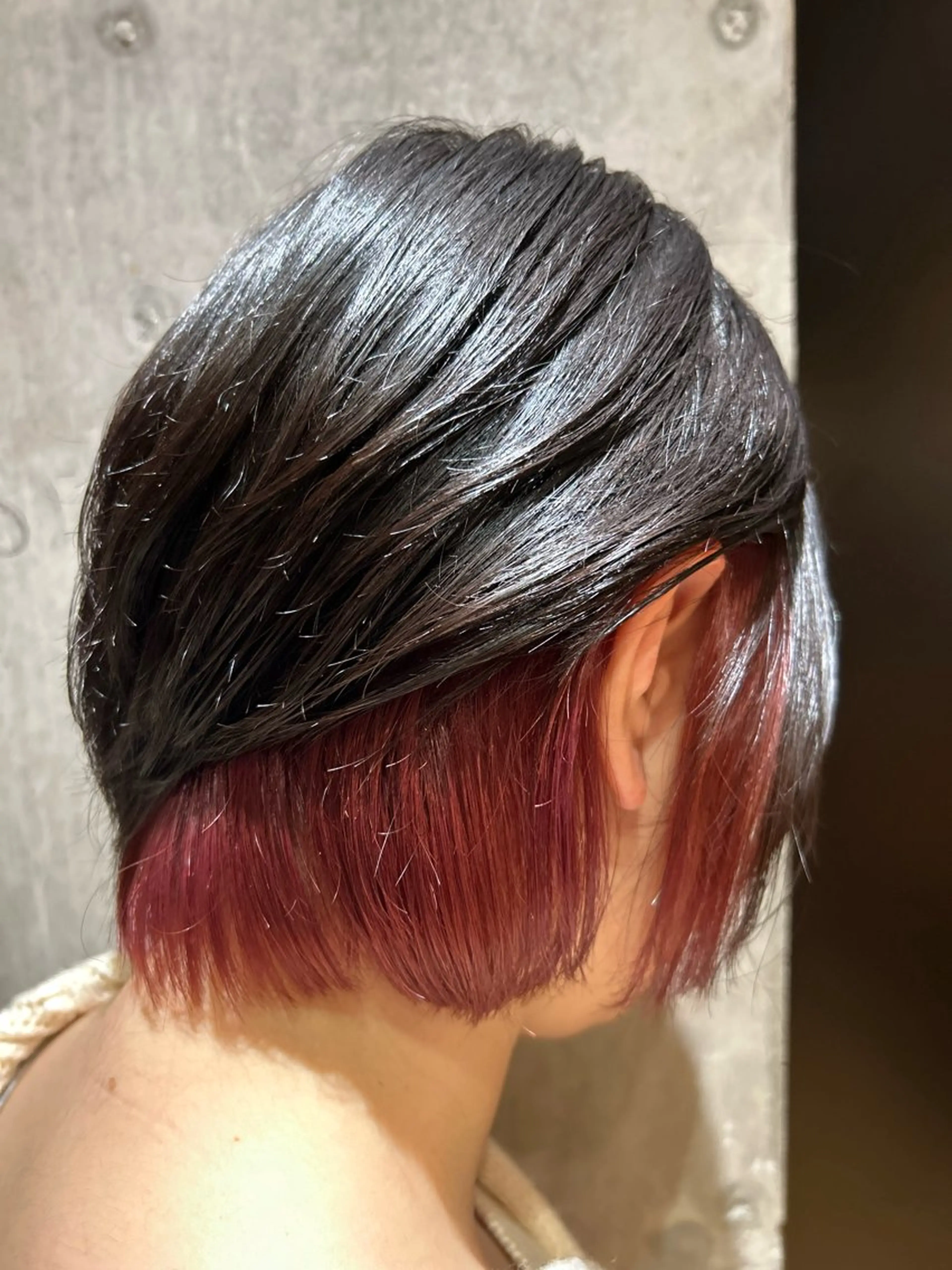ショート カラー ボルドーカラー インナーカラー インナーカラー 🌍櫻井海星のヘアスタイル