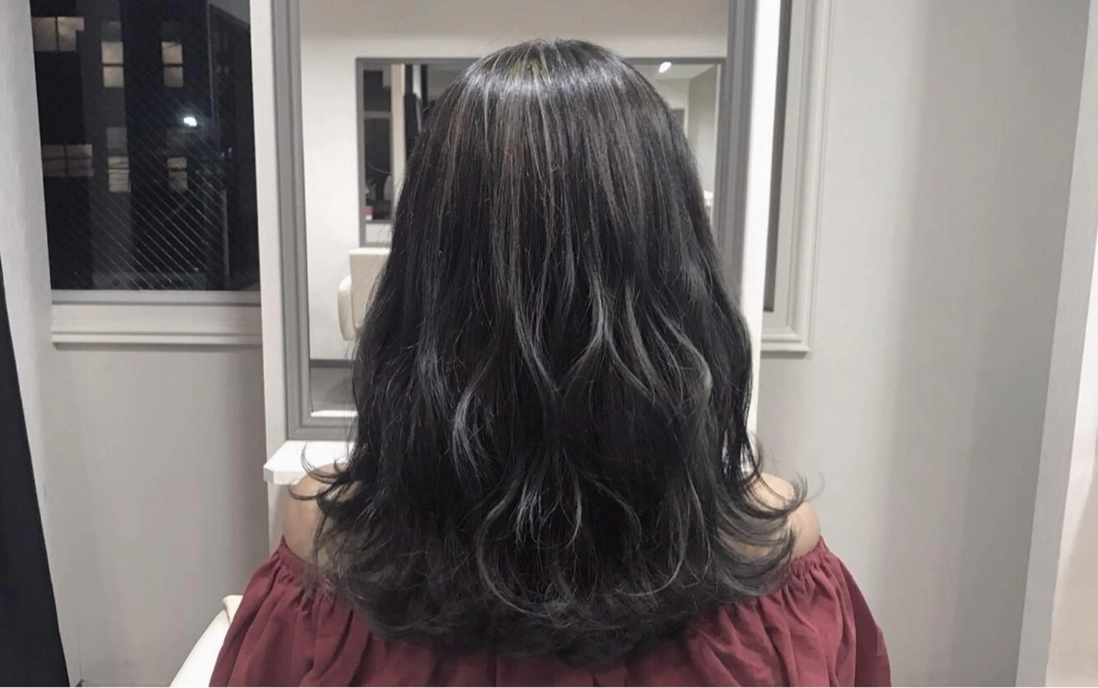 ミディアム カラー ブルーカラー ブルージュ ハイライトカラー イルミナカラー ハイライト 🌈髪質改善カラーの 🌈坂本侑樹のヘアスタイル