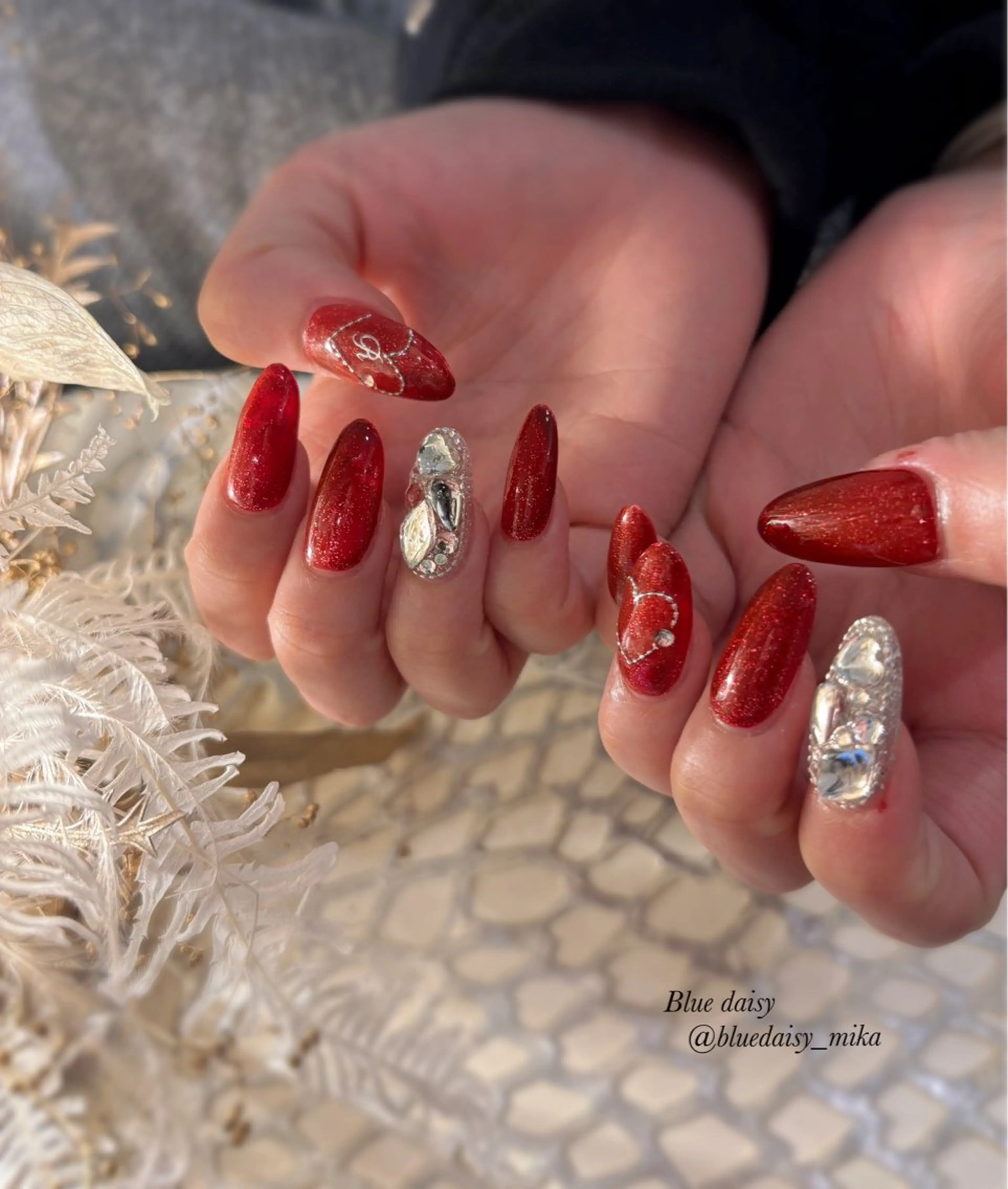 ネイル ボルドー ラメ(グリッター) ハンドネイル Blue　daisy　栄本店 【ブルーデイジー】所属・Blue daisy 栄本店のネイルデザイン