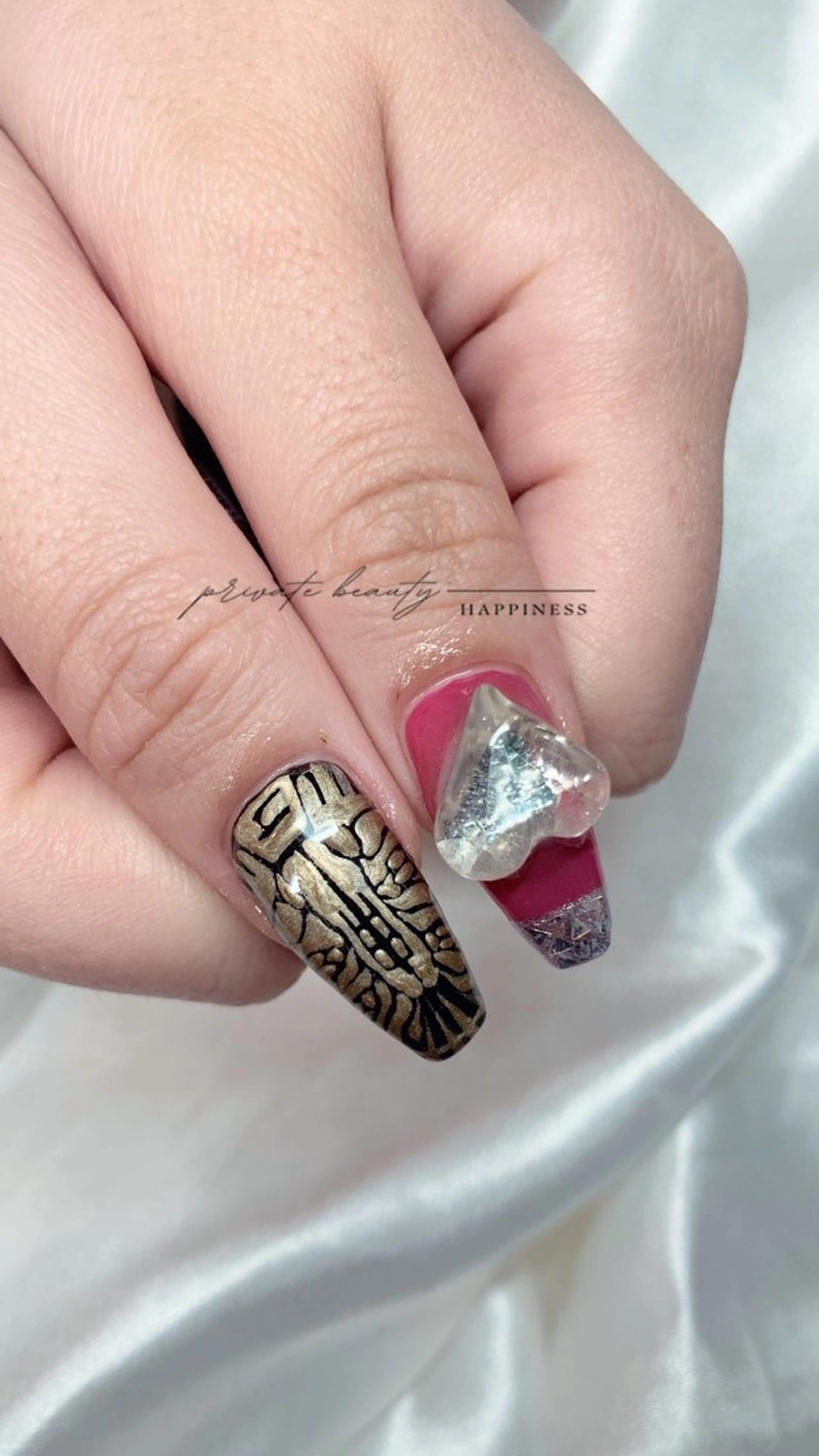 ネイル アートネイル 持ち込み スカルプネイル happiness nailのネイルデザイン