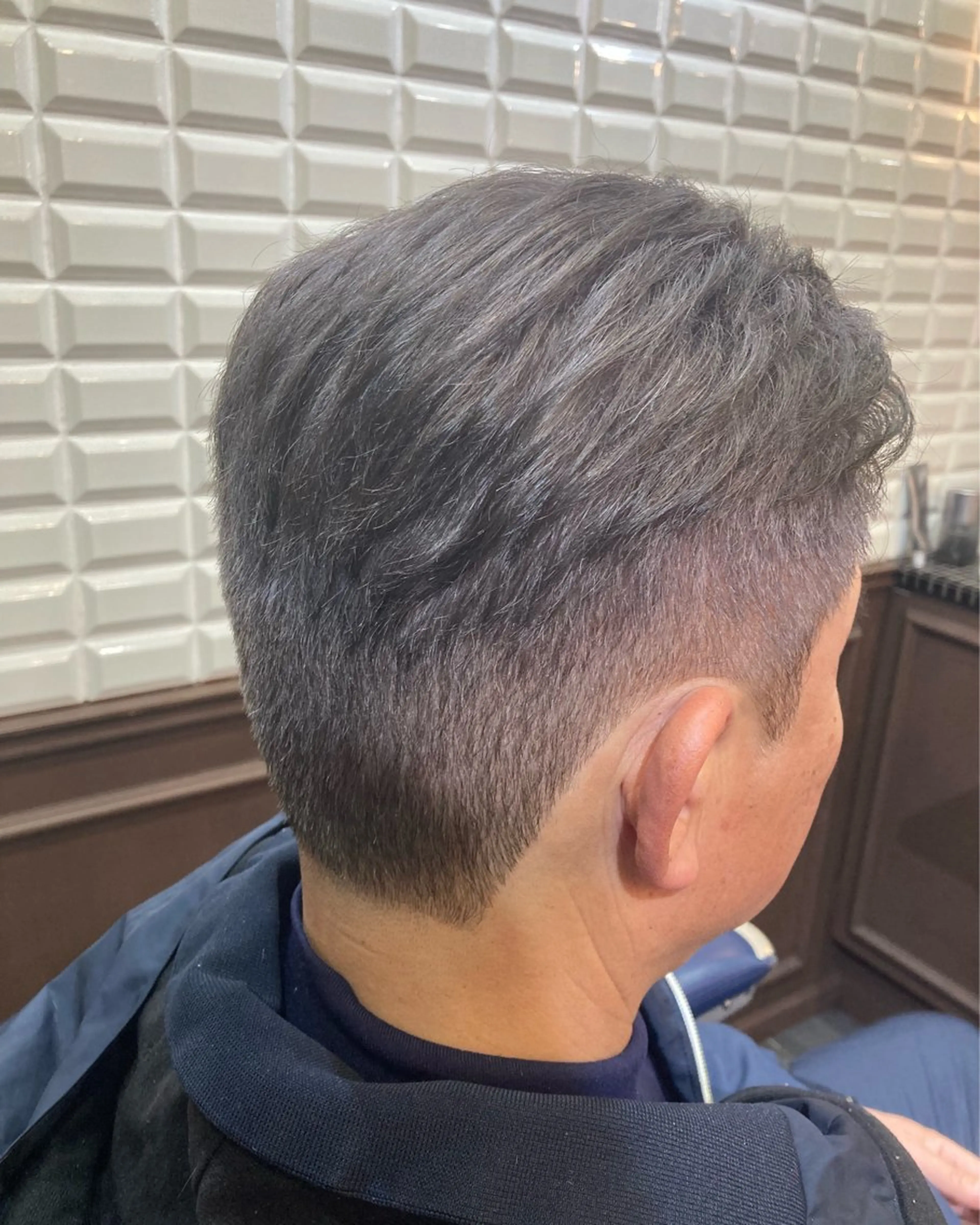 ショート メンズ フェードカット メンズハイライト メンズメッシュ メンズパーマ スキンフェード カット ヘアカラー トリートメント ルピナス中田店長 山口大地のヘアスタイル