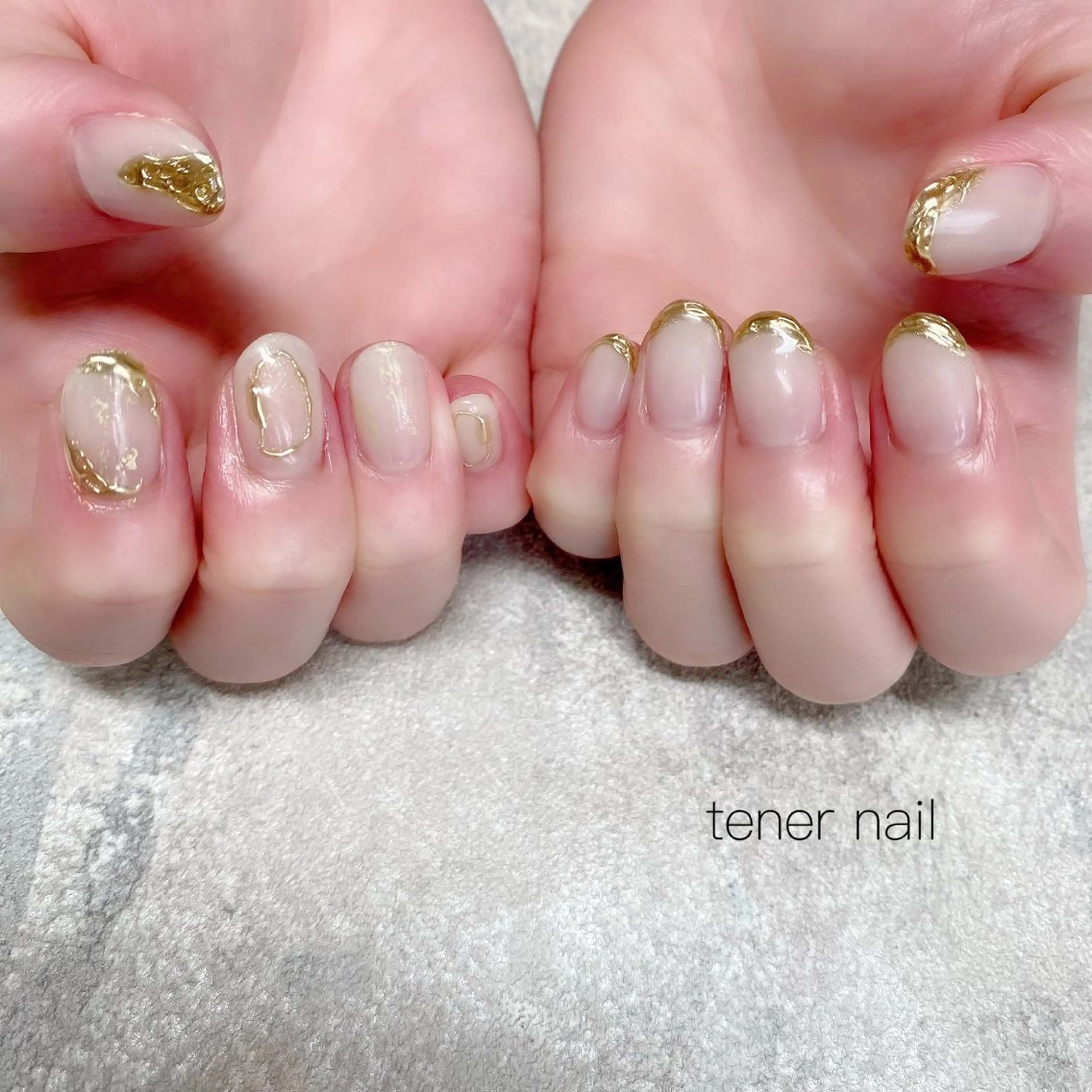 ネイル ゴールド ミラーネイル ホワイト ハンドネイル tener  nail  テネルネイル所属・テネルネイル tener nailのネイルデザイン