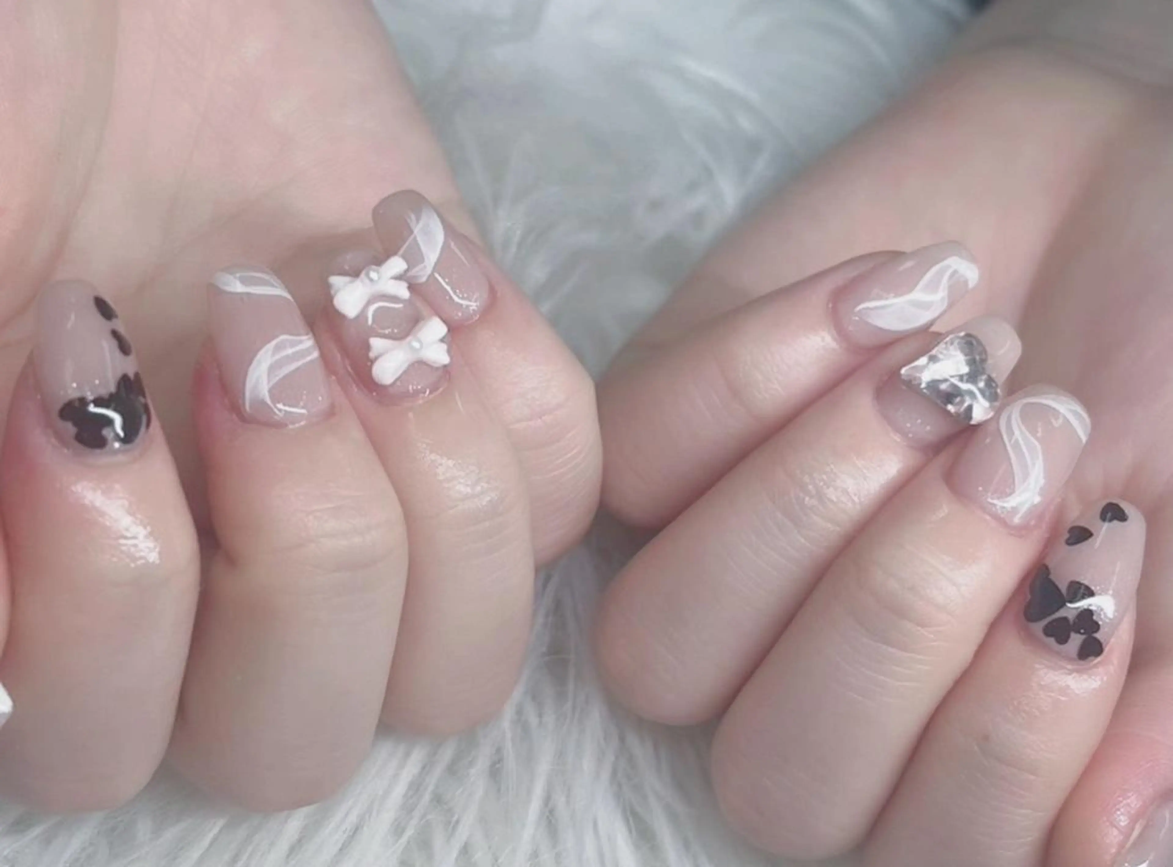 ネイル ハンドネイル Miku. Nのネイルデザイン