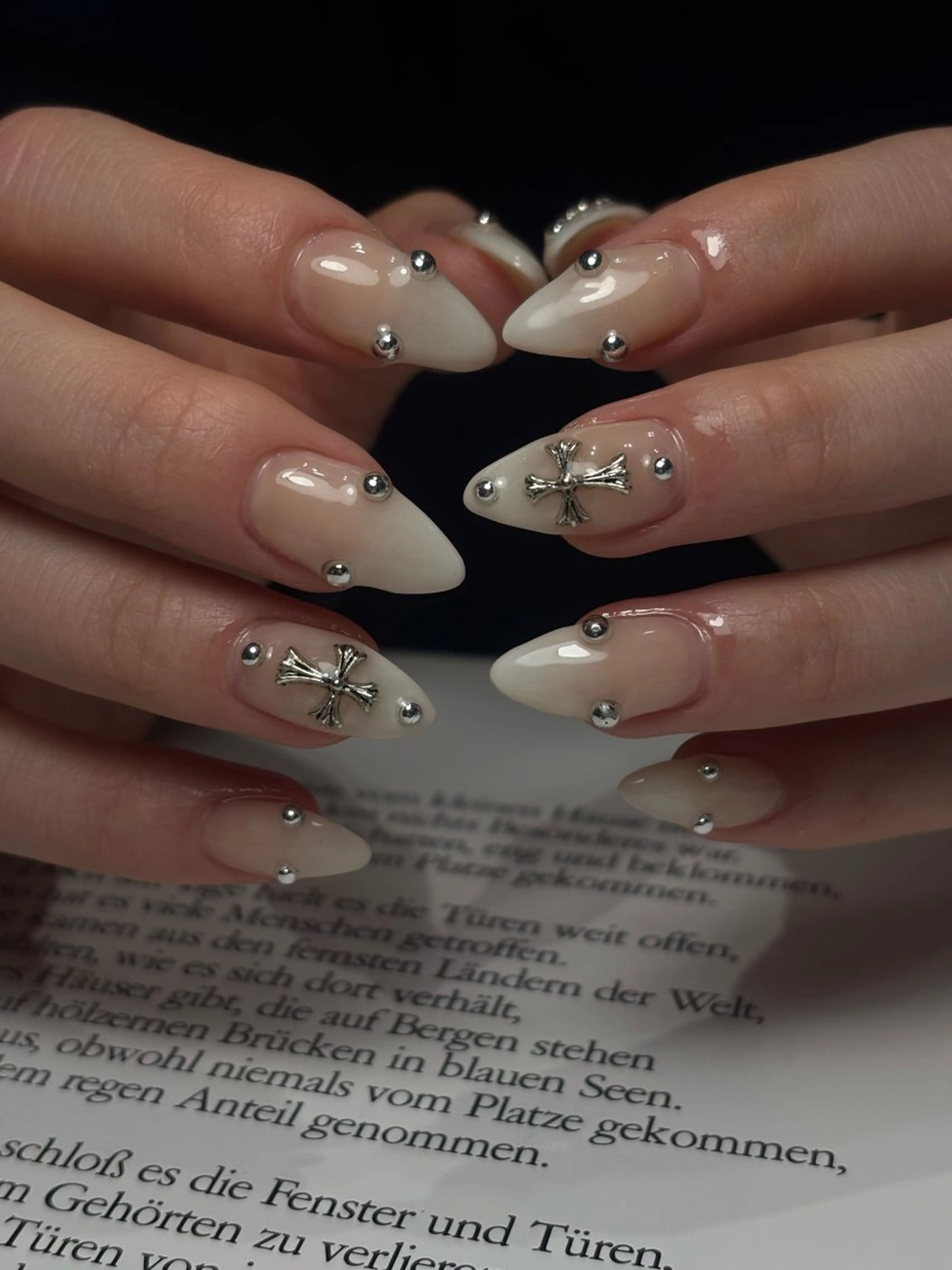 ネイル ハンドネイル MAQUM所属・K. Yukoのネイルデザイン