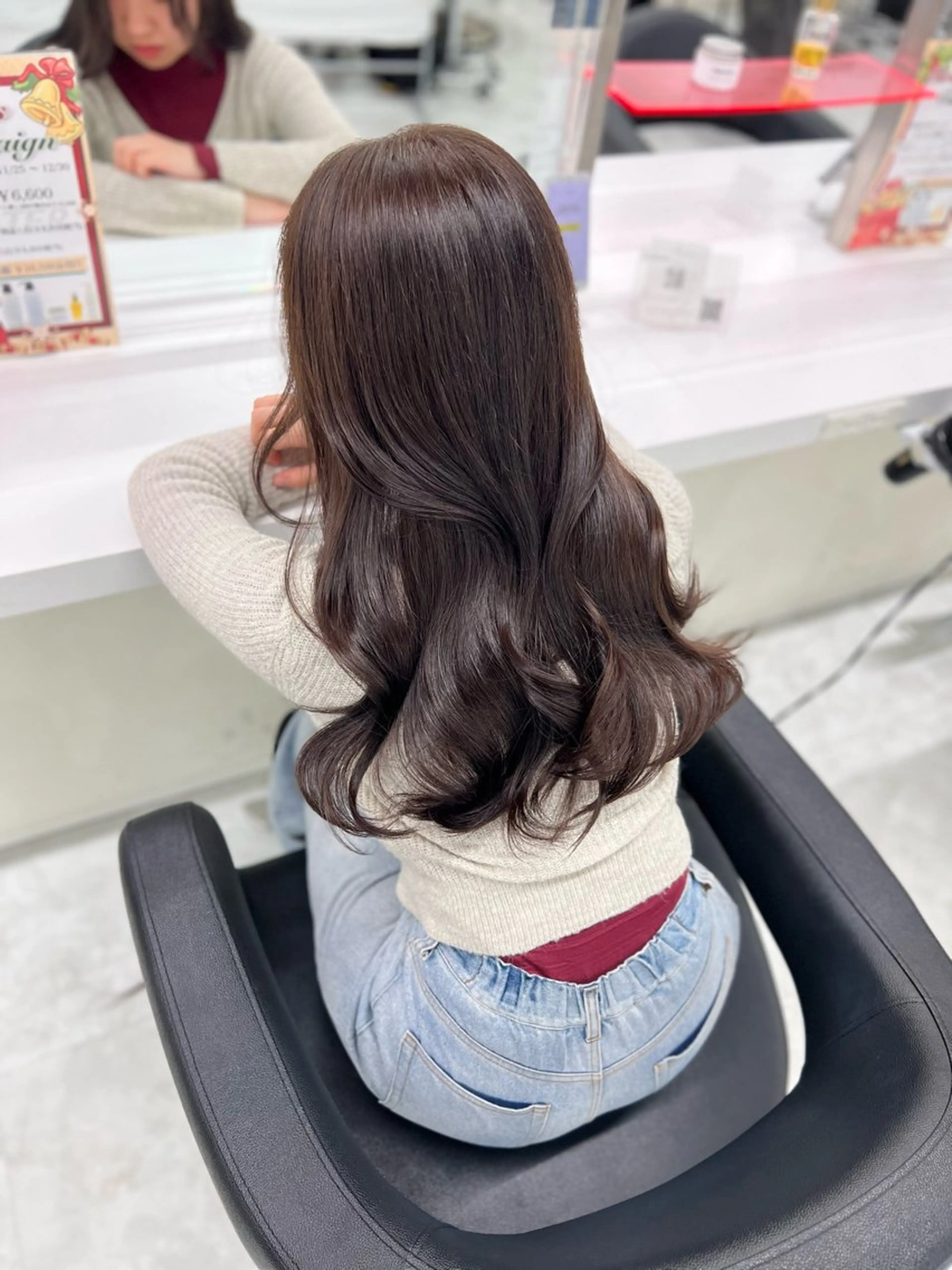 ロング カラー オリーブカラー🫒 レイヤーカット✂︎のヘアスタイル