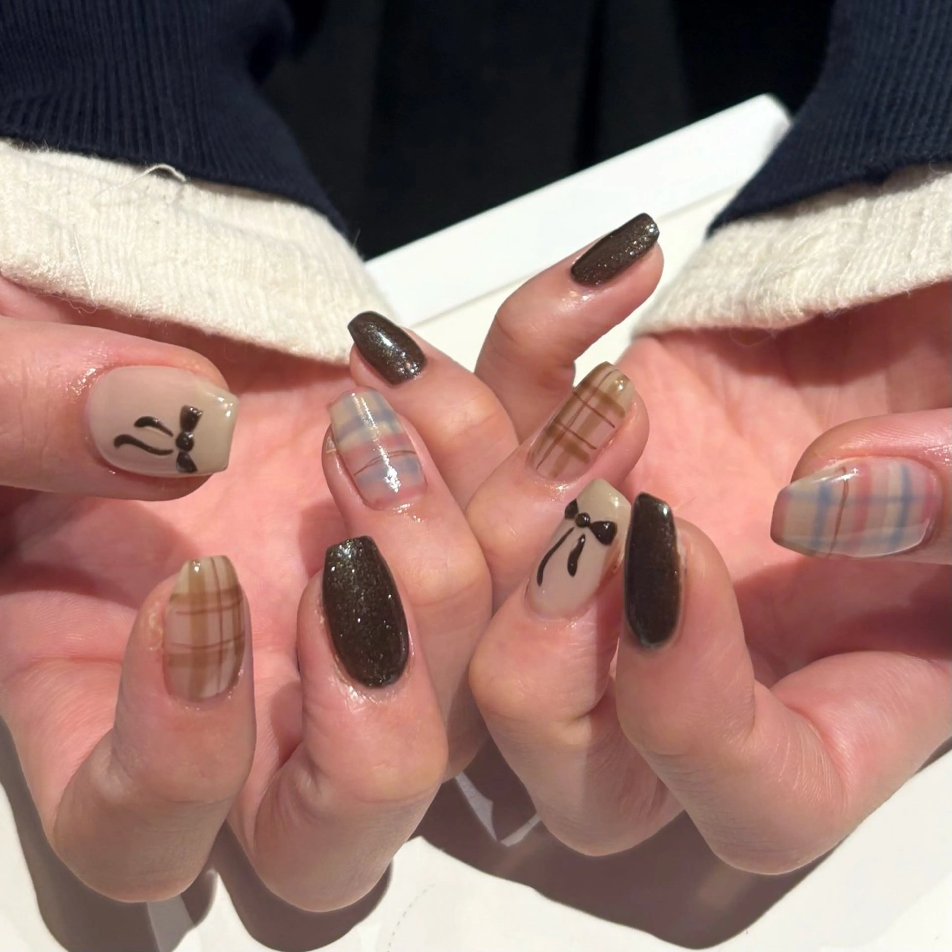 ネイル ハンドネイル 石川 萌香のネイルデザイン