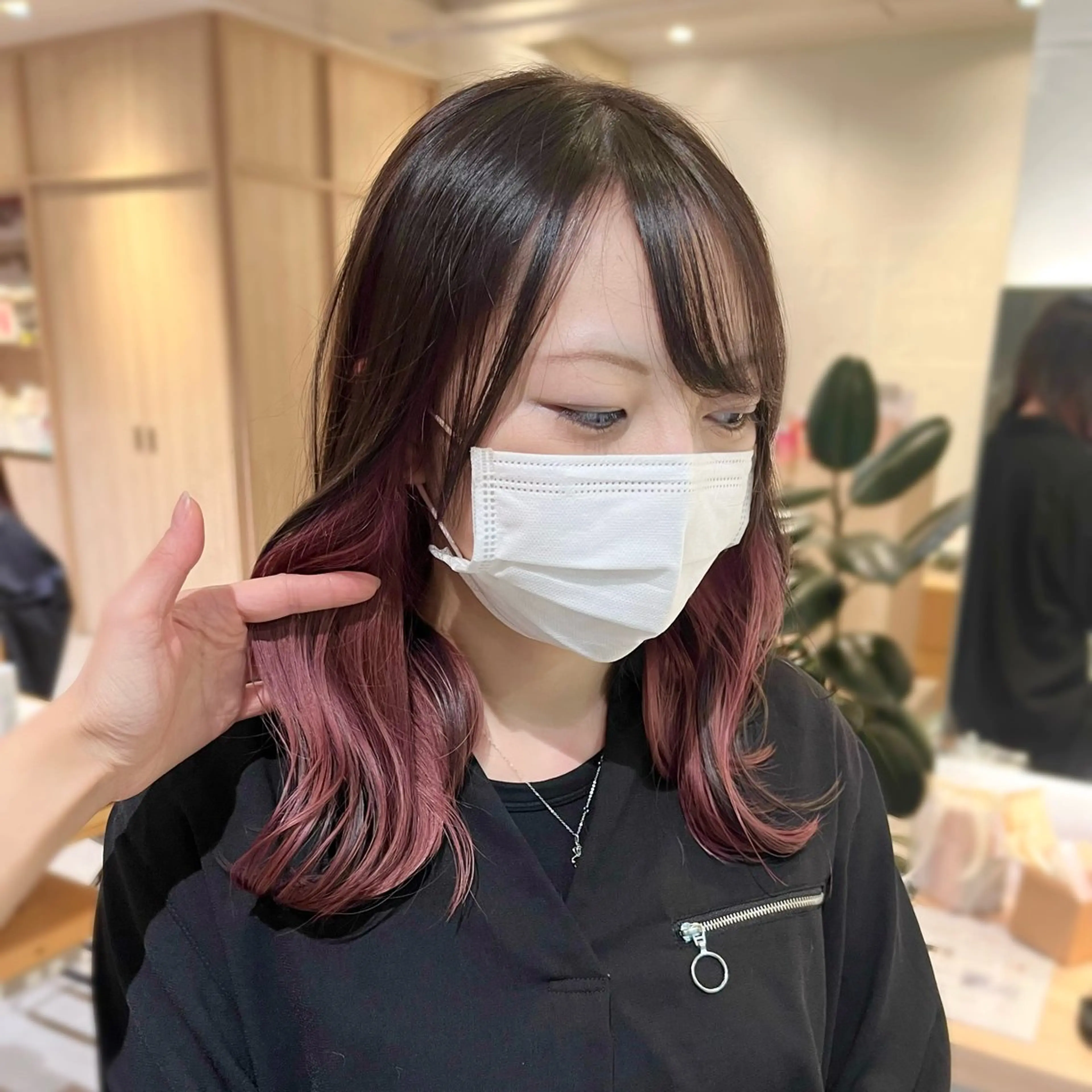 ミディアム カラー ヘアカラー トリートメント オタク美容師🛍/ 酸性ストレート/艶髪のヘアスタイル