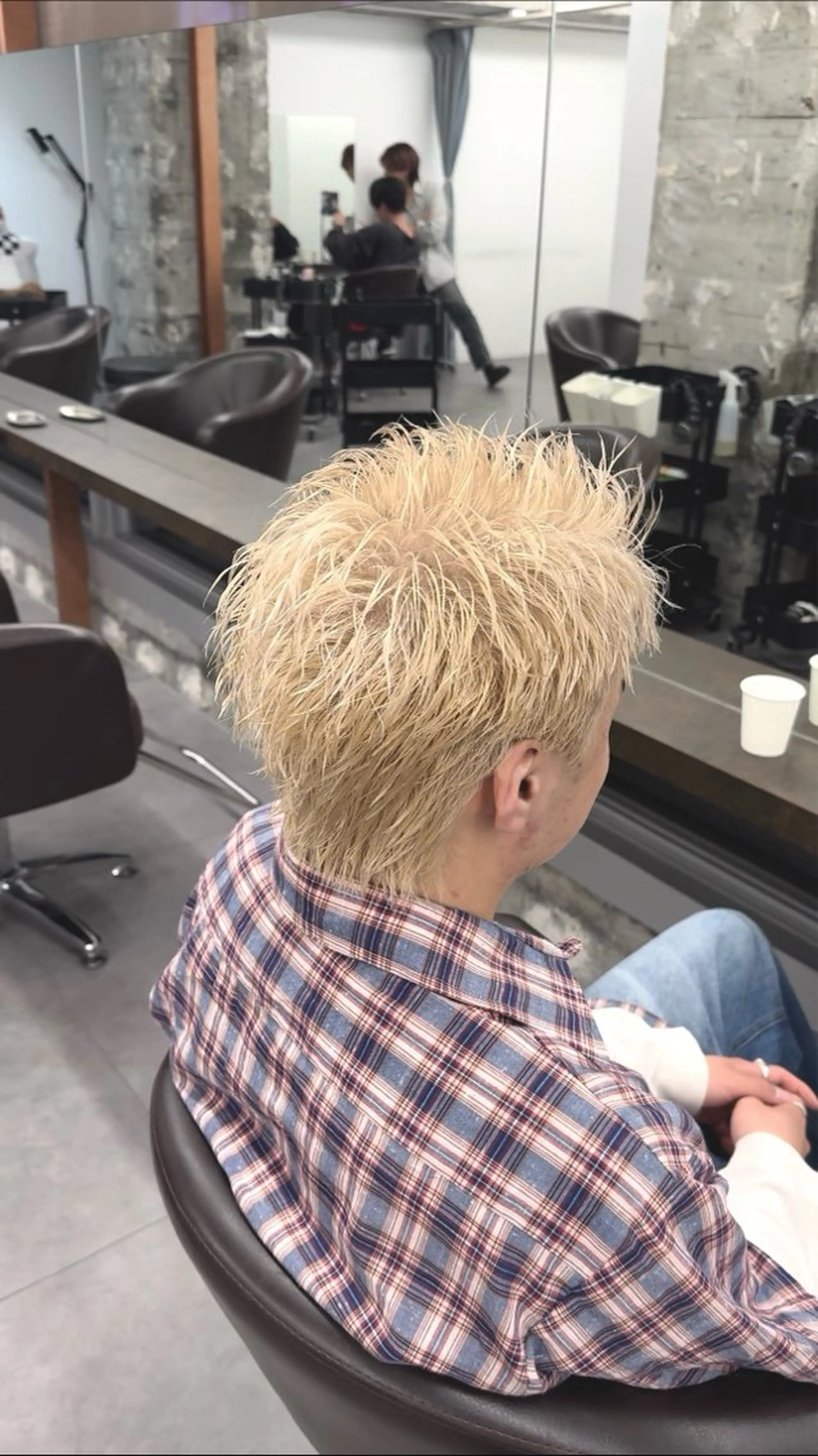 ショート カラー メンズ スパイキーショート ショートヘア ヘアカラー トリートメント ヘアセット ハイトーン特化🌟 カワシマシュンスケのヘアスタイル
