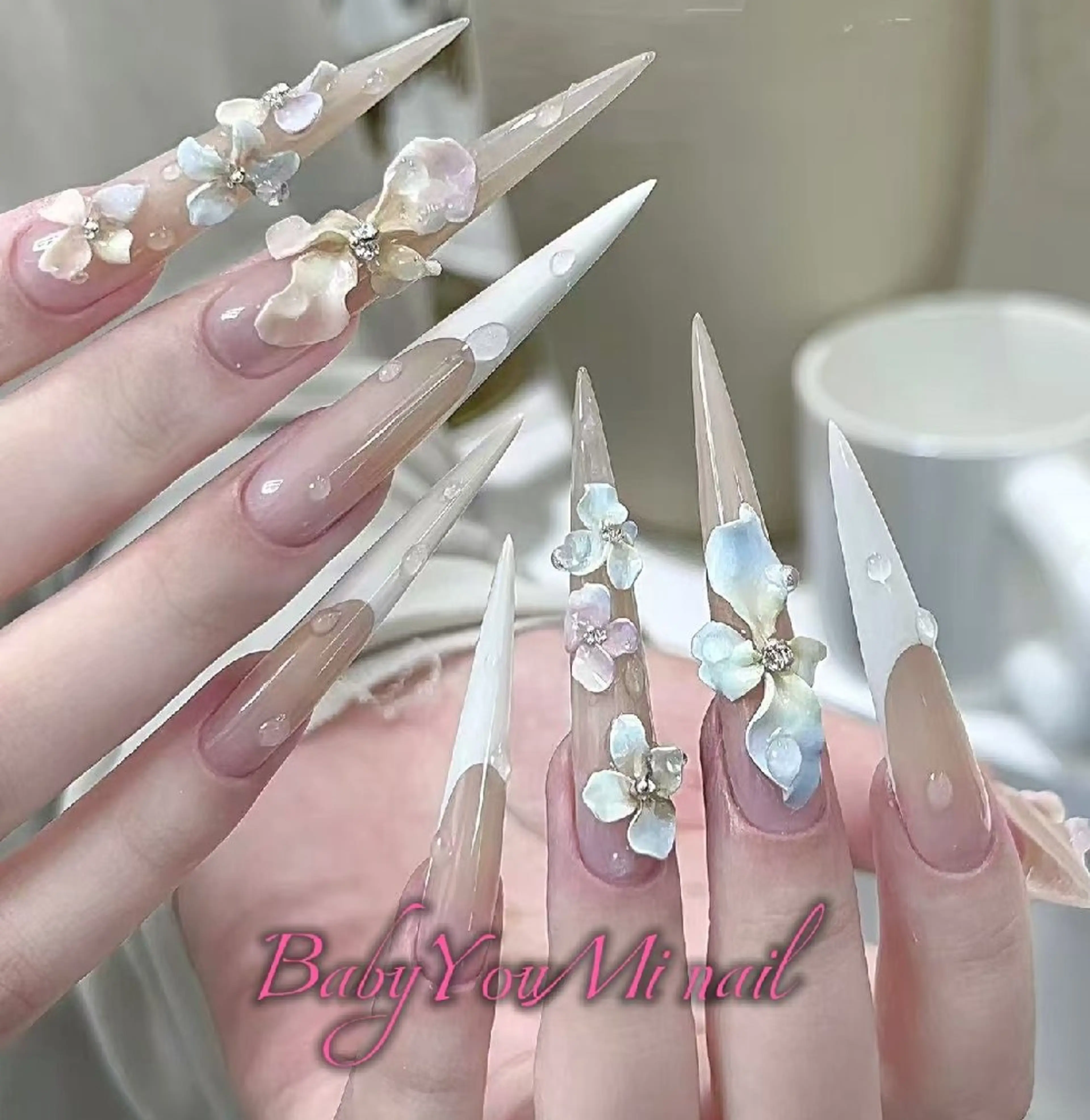 ネイル オーロラネイル フラワーネイル フットネイル フレンチネイル ジェルネイル ハンドネイル Oomiya 服部のネイルデザイン