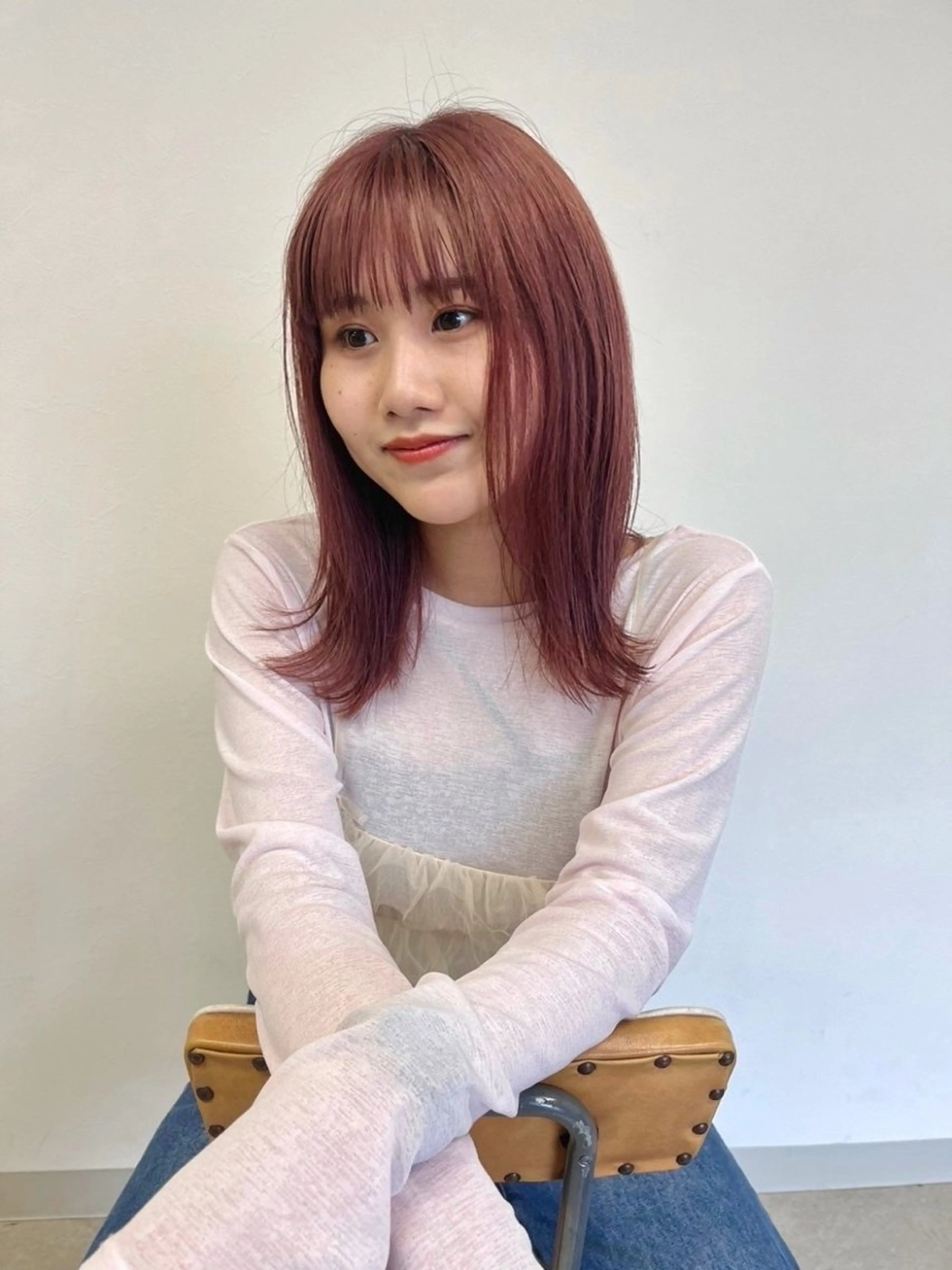 ミディアム カラー カット ヘアカラー トリートメント 垣内 奈緒のヘアスタイル