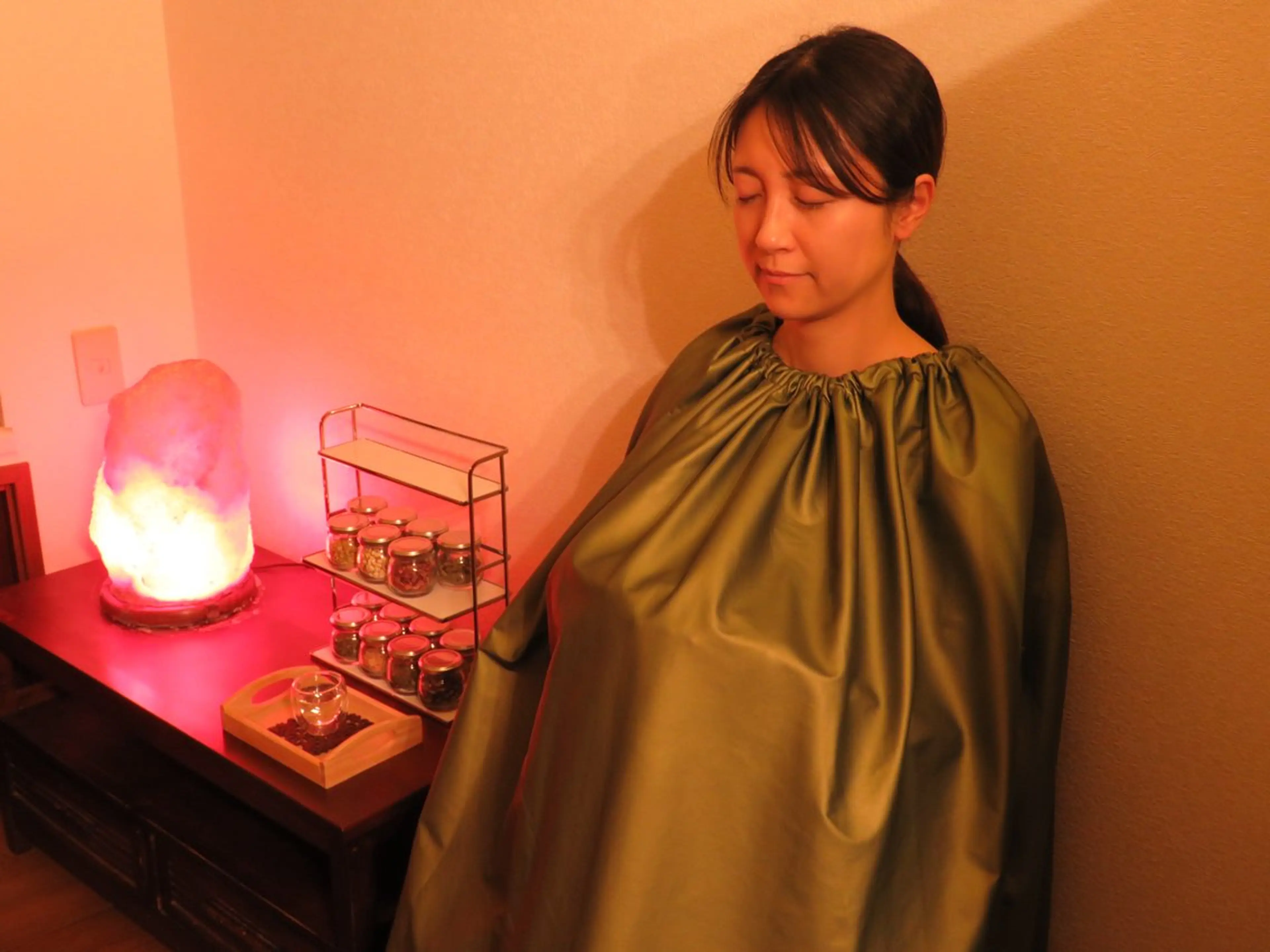 ヘッドスパよもぎ蒸し 育美肌フェイシャルのエステ・リラクイメージ