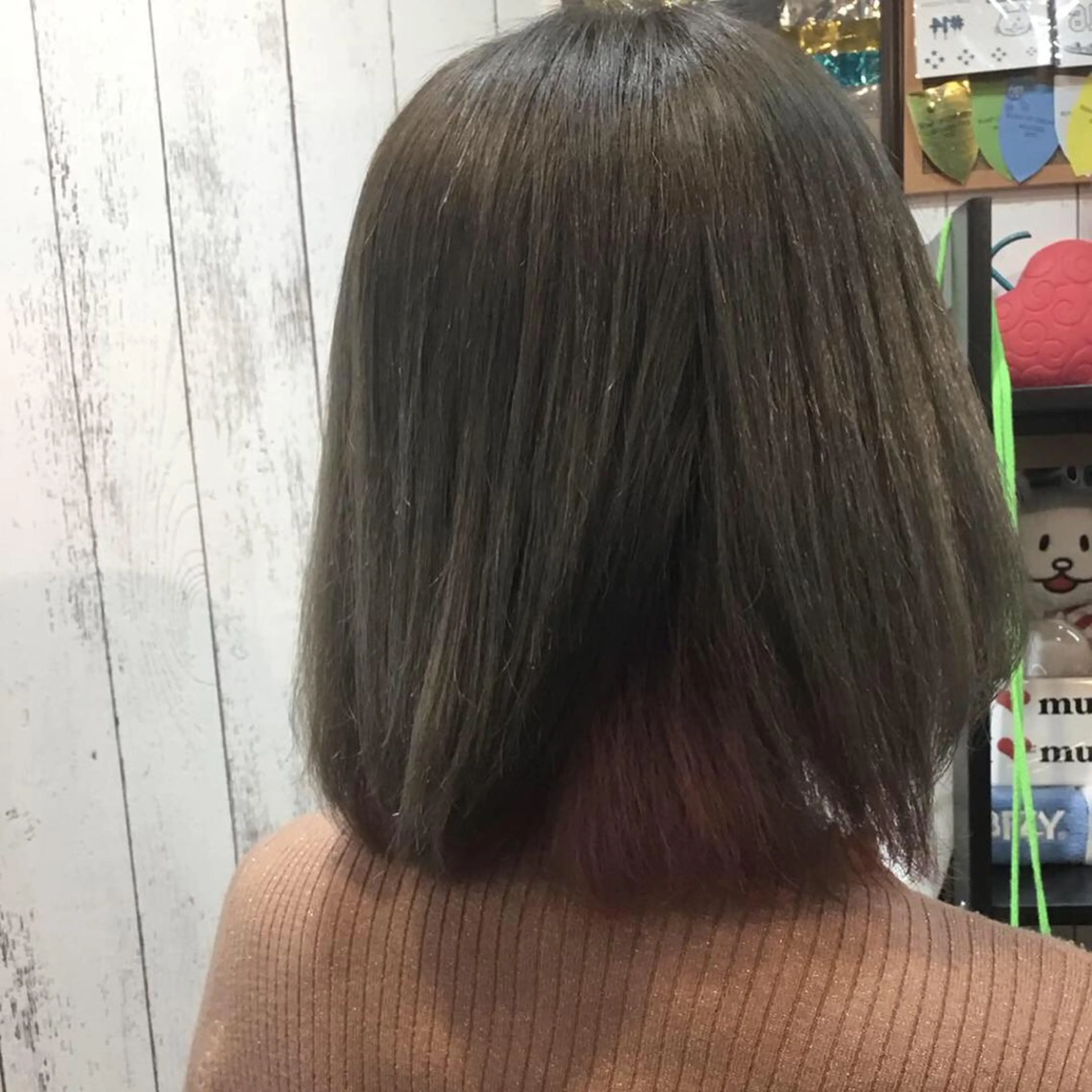 ミディアム カラー embrace エンブレイスのヘアスタイル