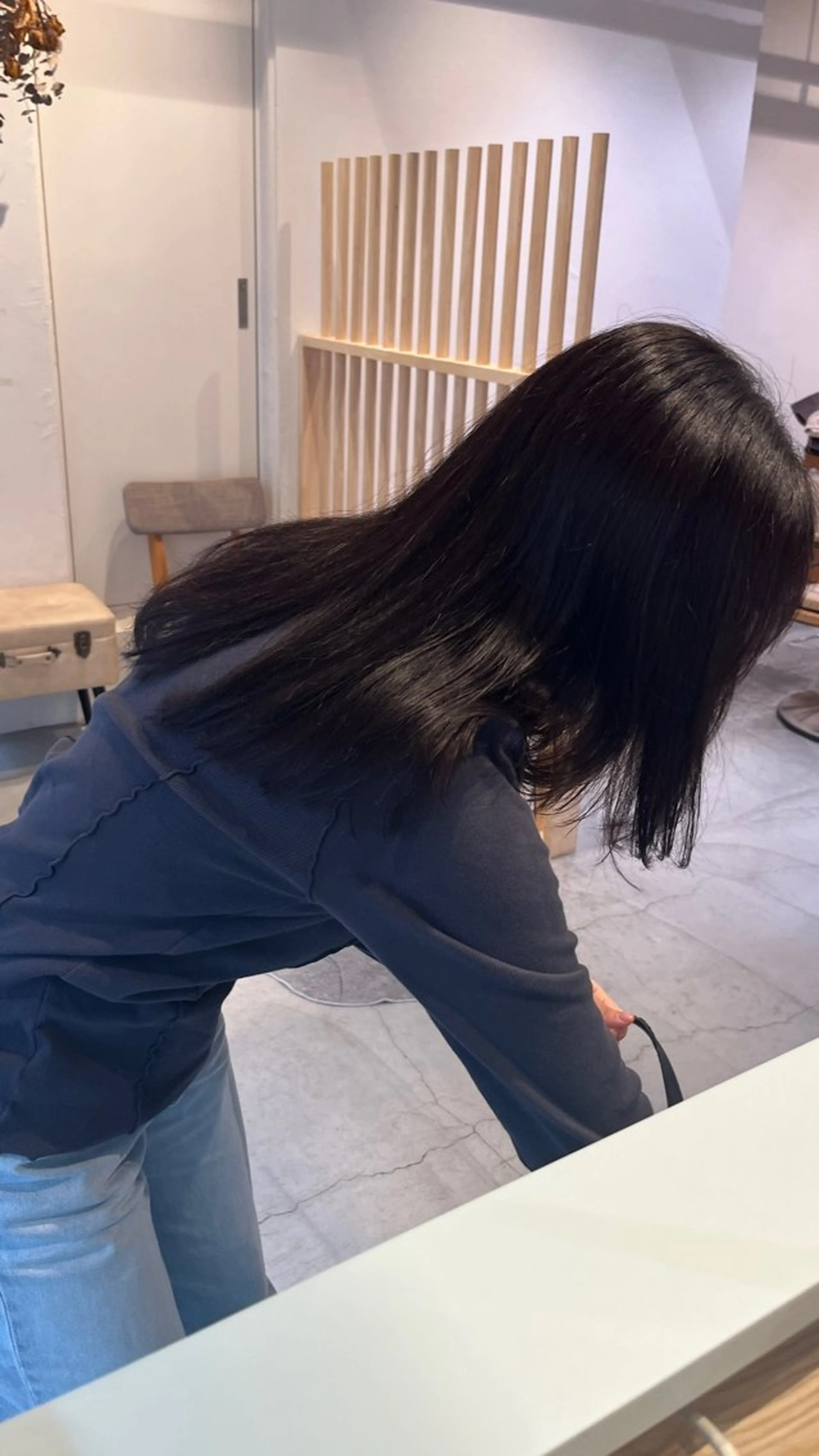 セミロング カット ヘアカラー トリートメント en't所属・佐藤　ひなの ／艶髪のヘアスタイル