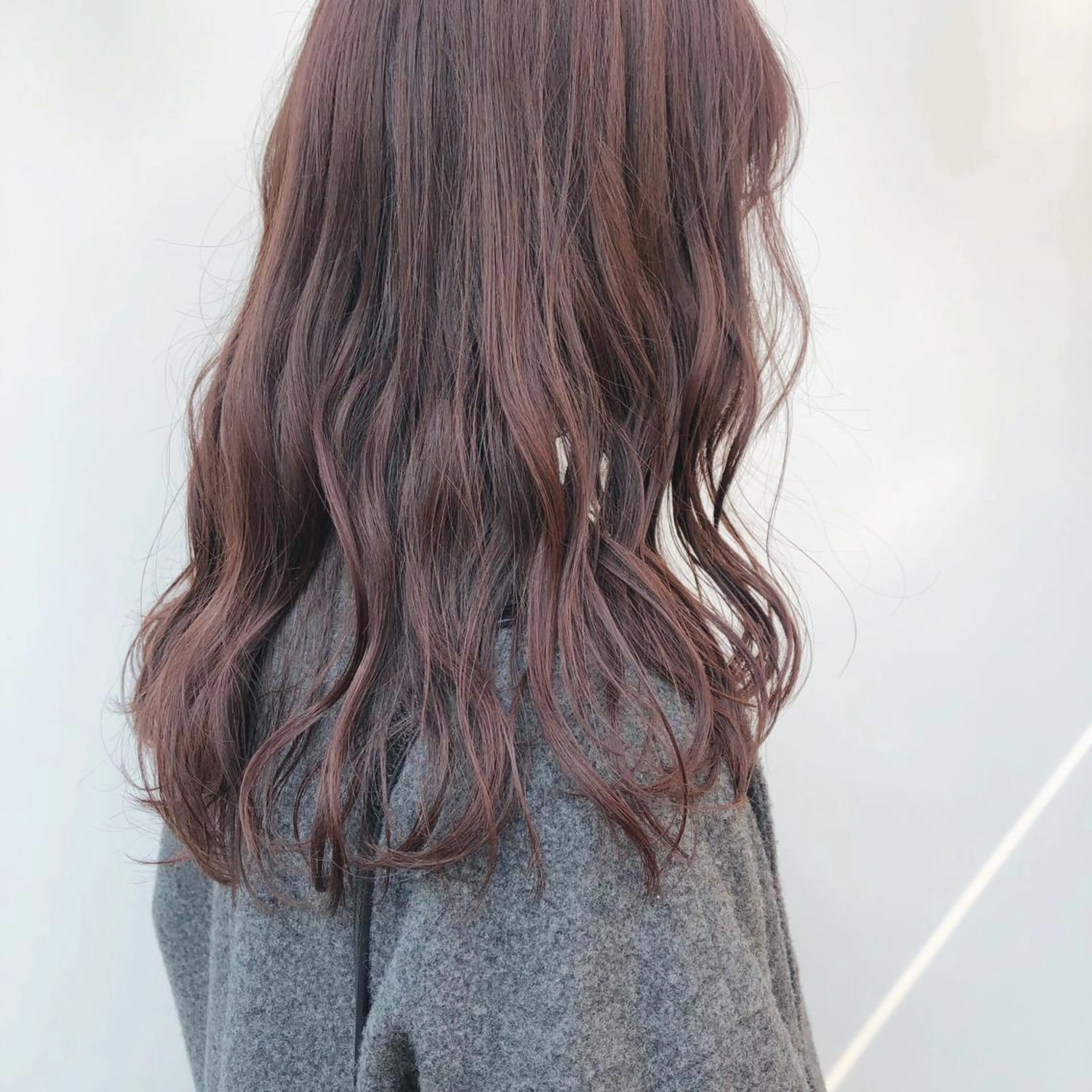 ミディアム カラー パーマ ヘアアレンジ メンズ ネイル マツエク・マツパ ピンクカラー カラーマツエク ピンク 春ネイル レイヤーカット指名 No.1💖マユカのヘアスタイル