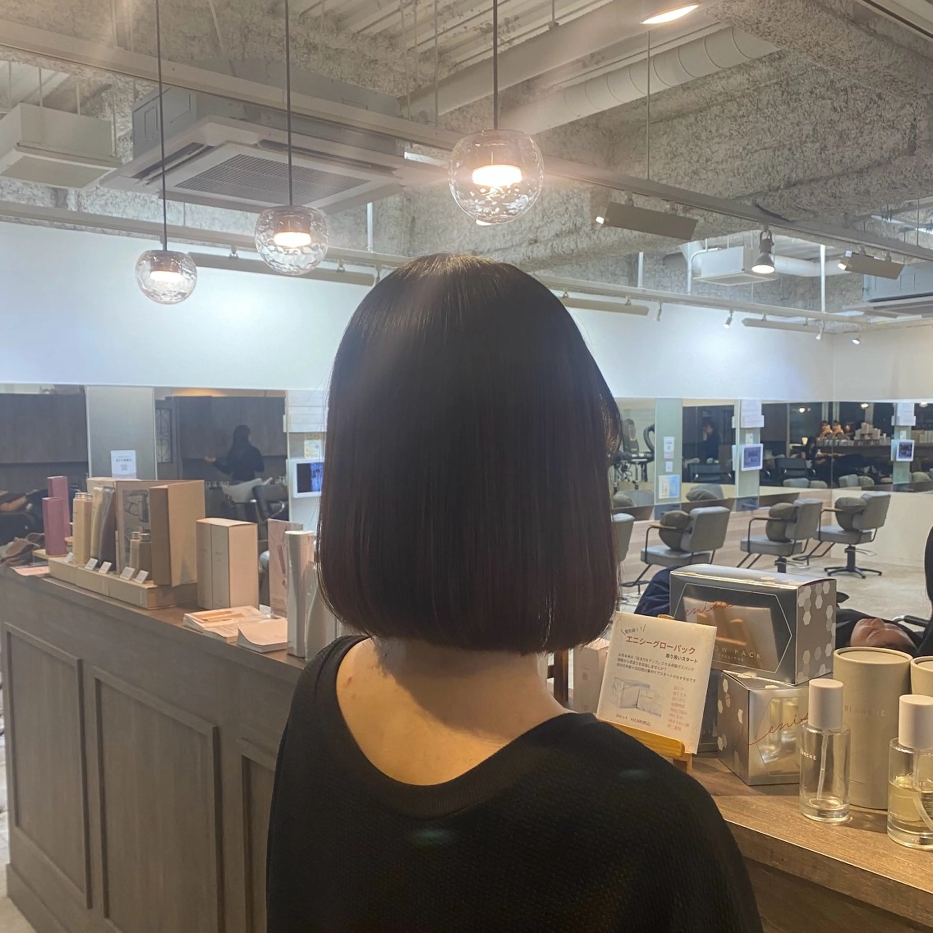 ショート ボブ rina/ レディースカットのヘアスタイル