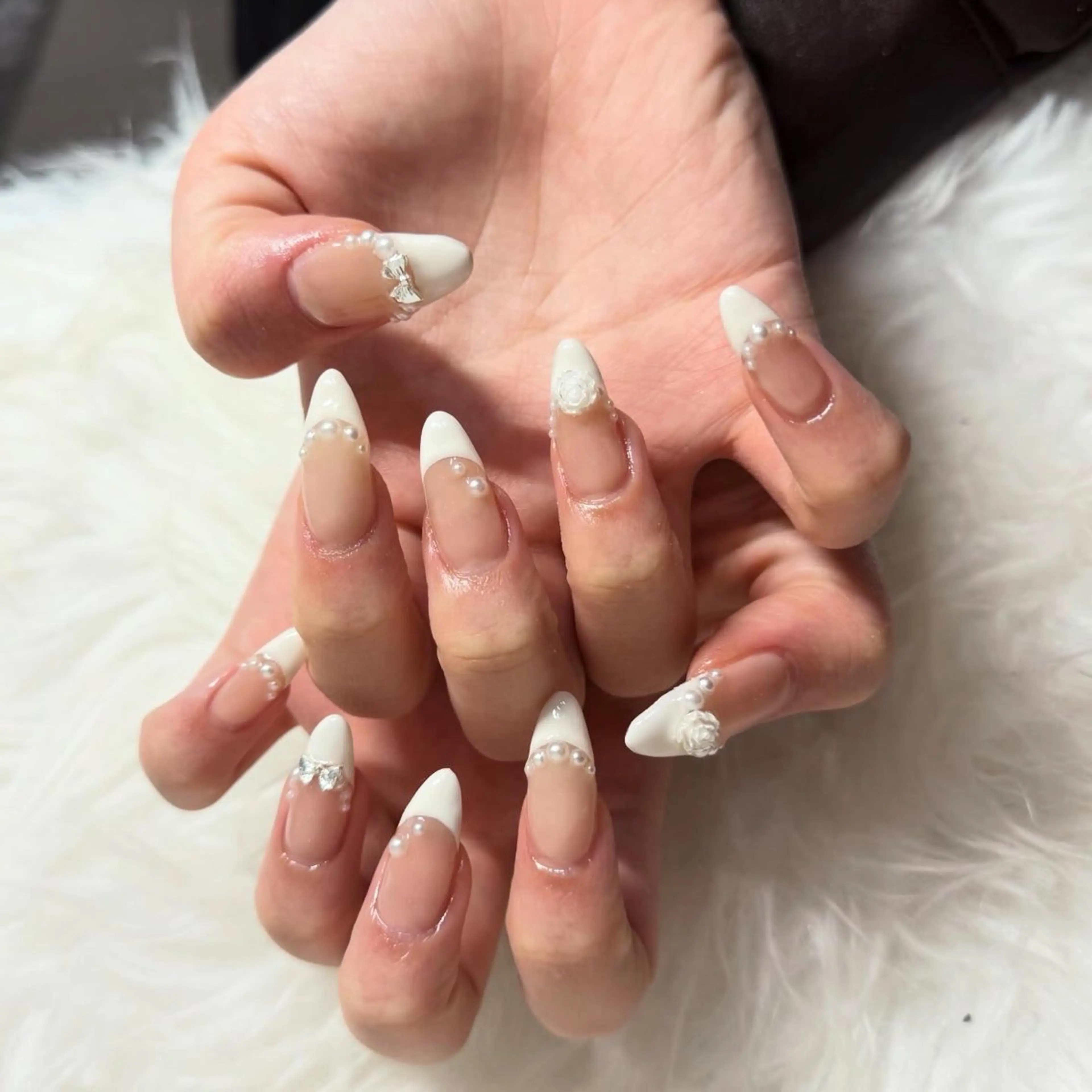 ロング ハンドネイル mao .のネイルデザイン