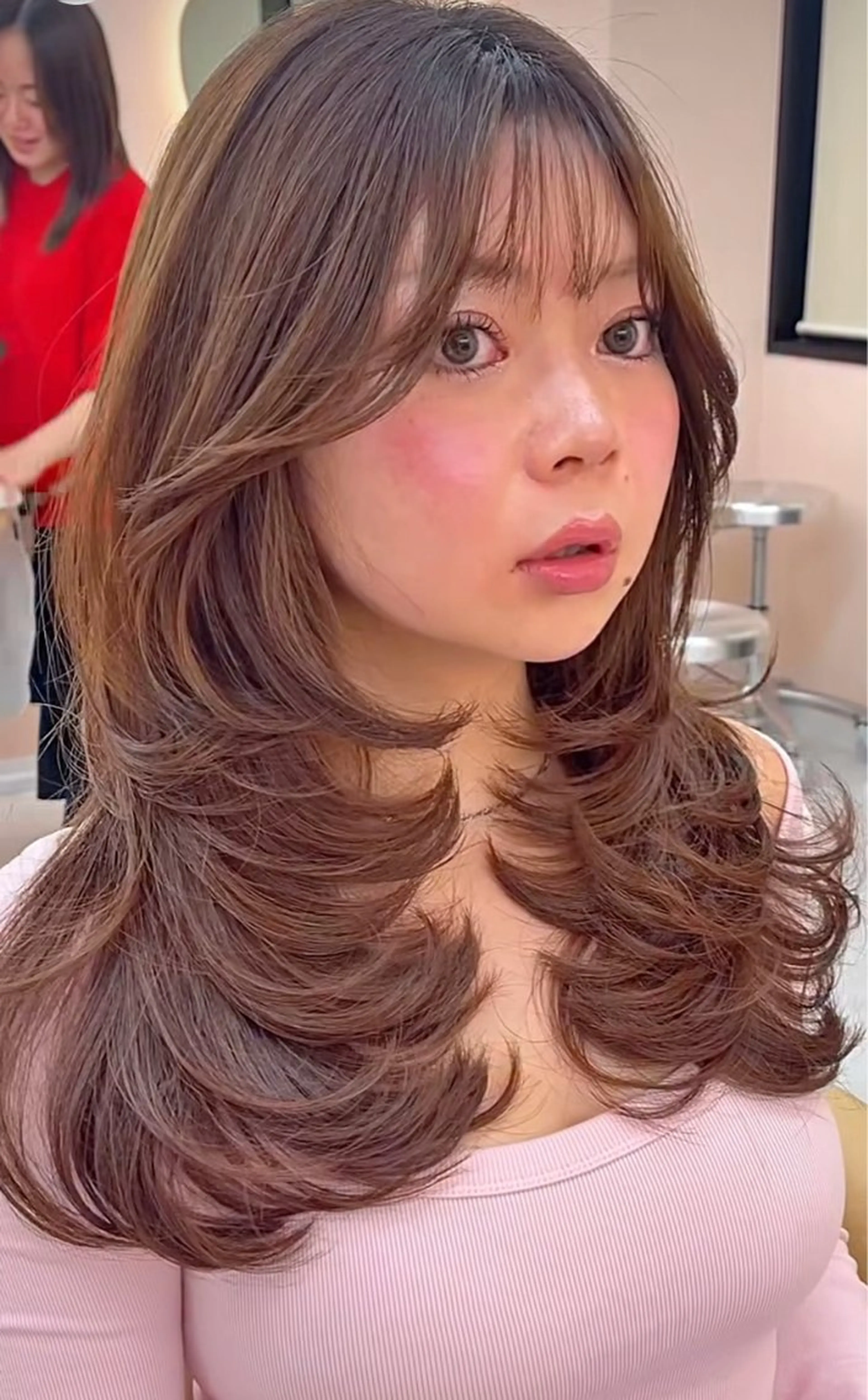 ロング カラー ブリーチ ケアカラー ブリーチなしカラー 髪質改善 韓国風ヘア カット ヘアカラー トリートメント ヘアセット ARMONY表参道店所属・韓国風レイヤーカラー ライムのヘアスタイル