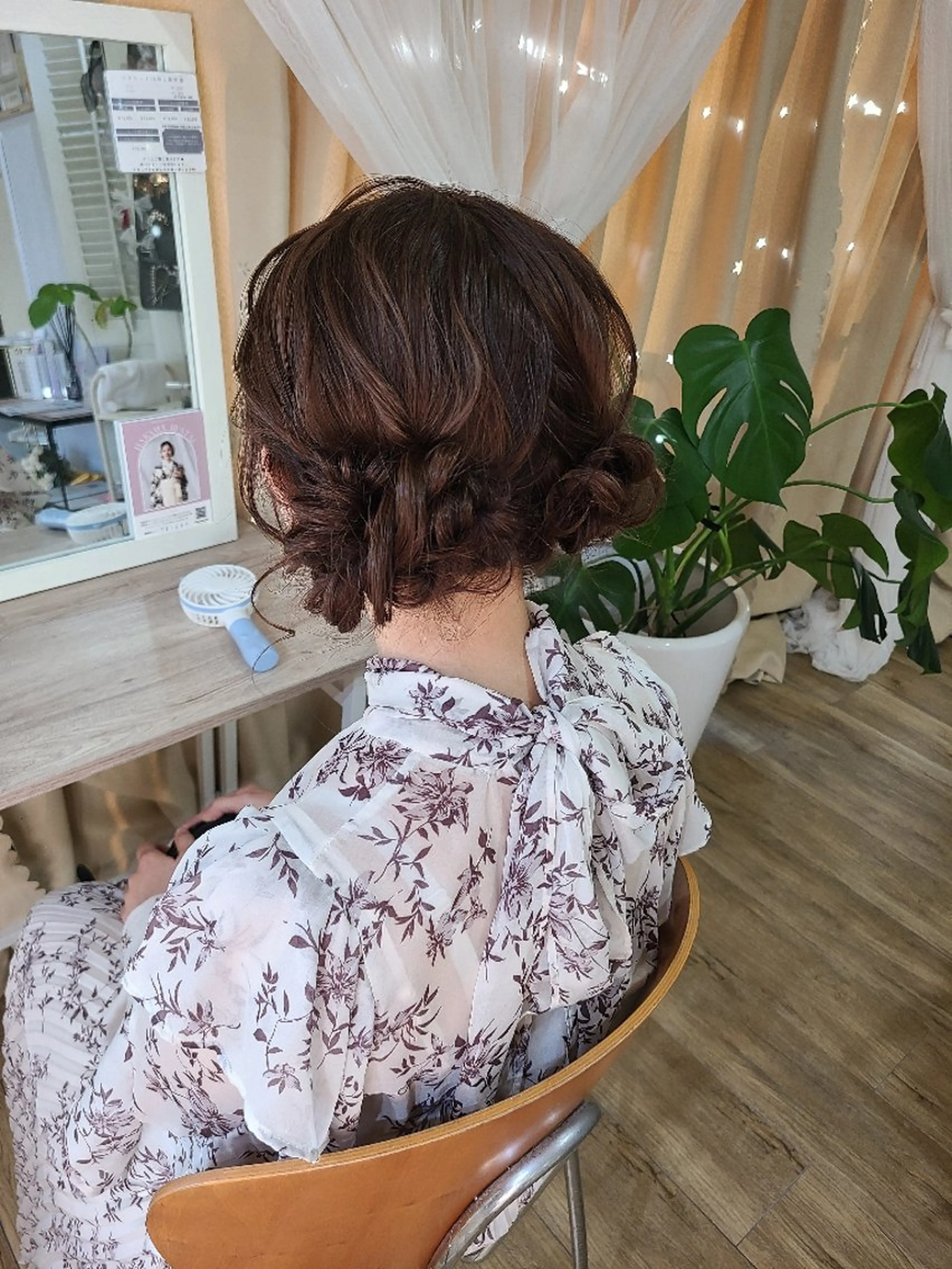 08:00~09:00 ヘアセットの写真