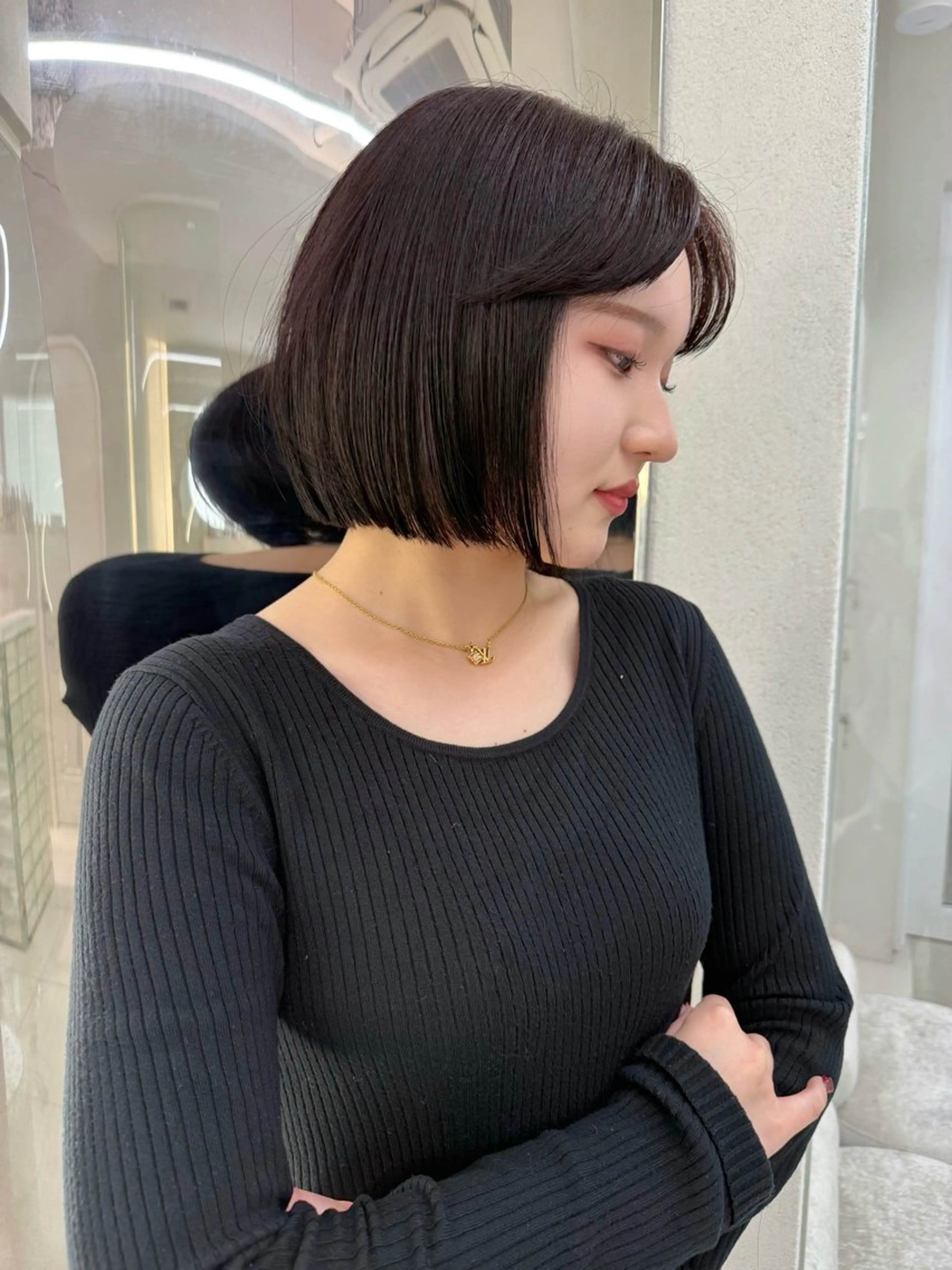 ミディアム カラー ハイトーンボブ Mizuki.のヘアスタイル