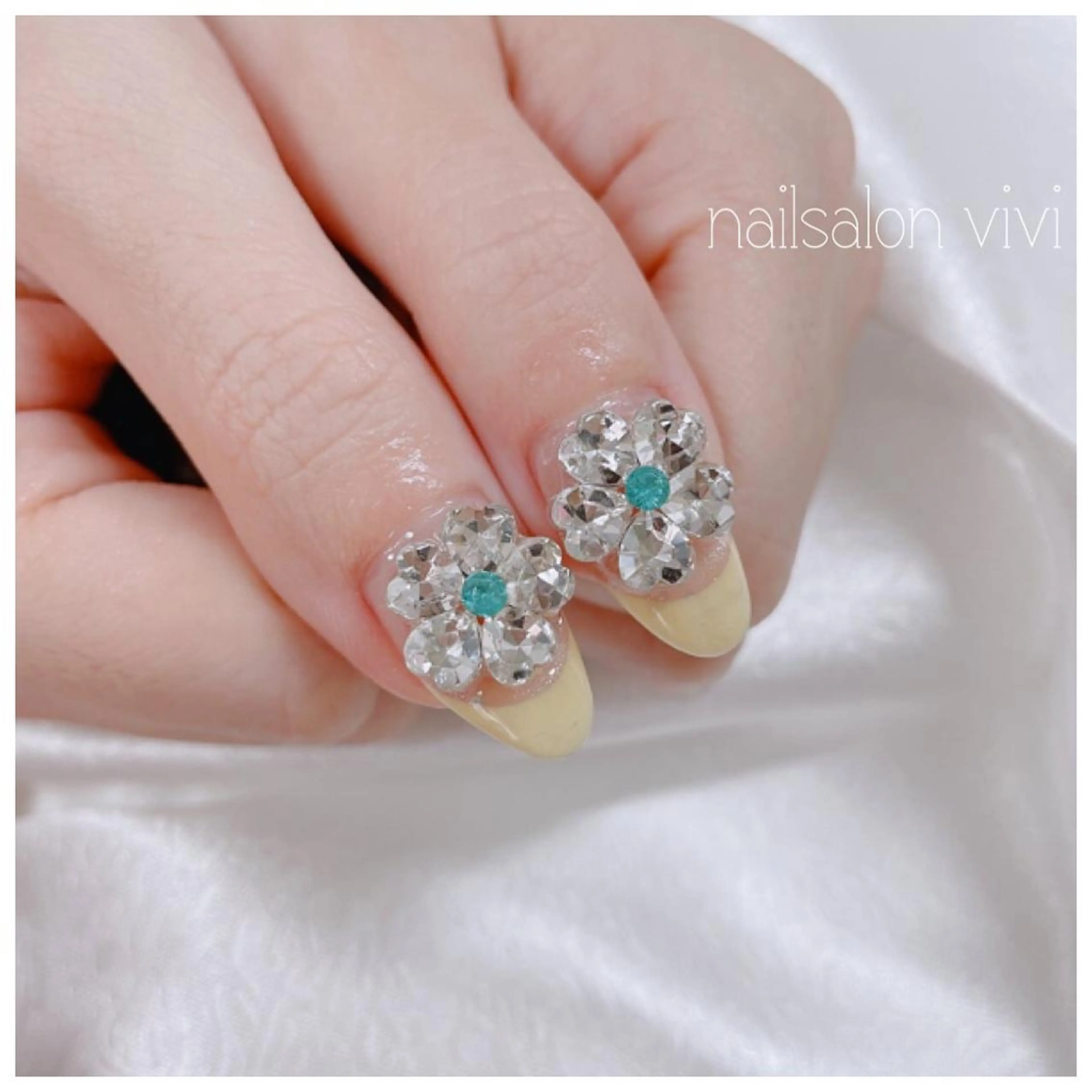 ネイル ＶＩＶＩ nailsalonのネイルデザイン