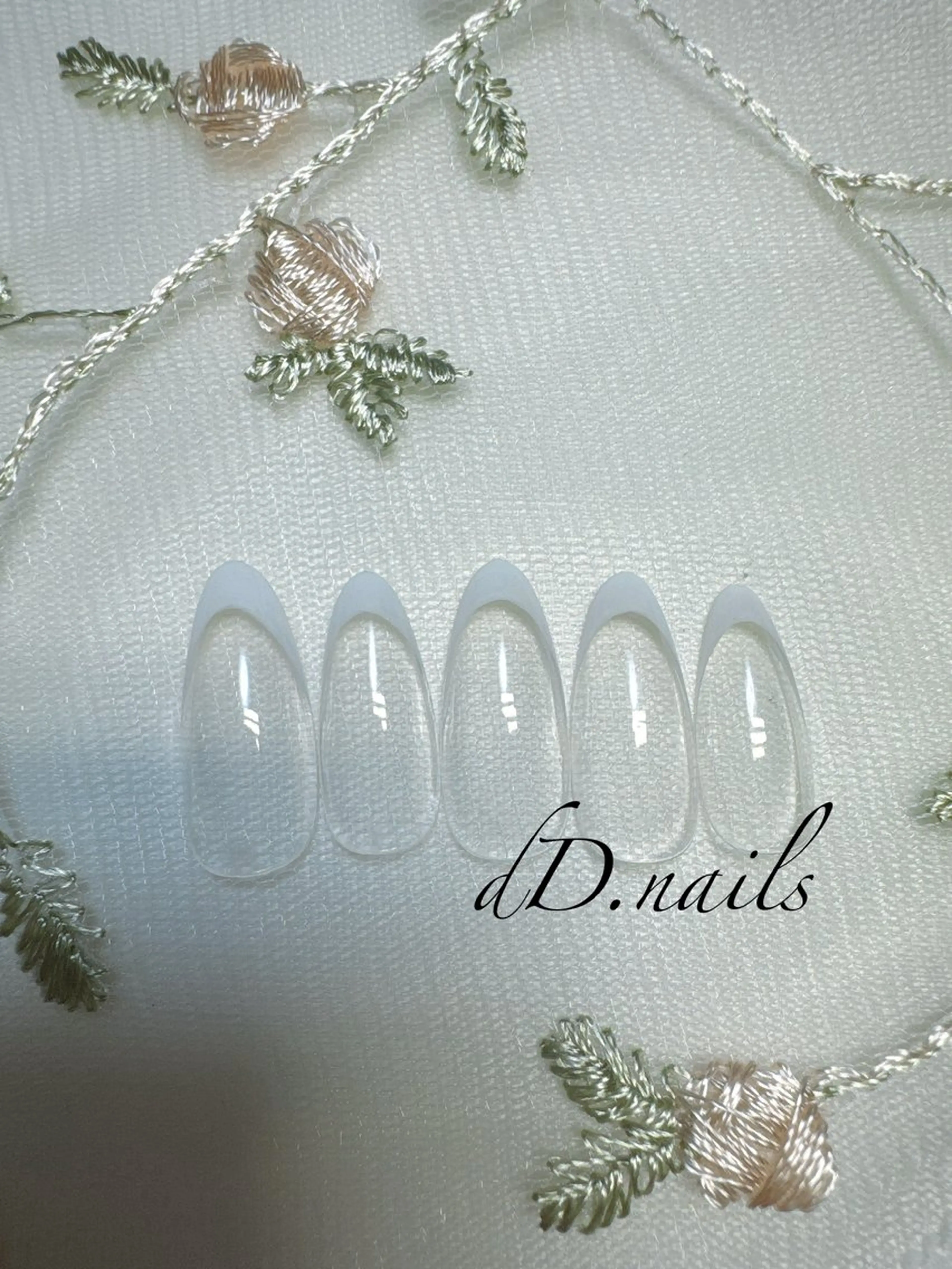 ネイル フレンチネイル ラメ(グリッター) ハンドネイル dD.nails 杉戸町ネイルのネイルデザイン