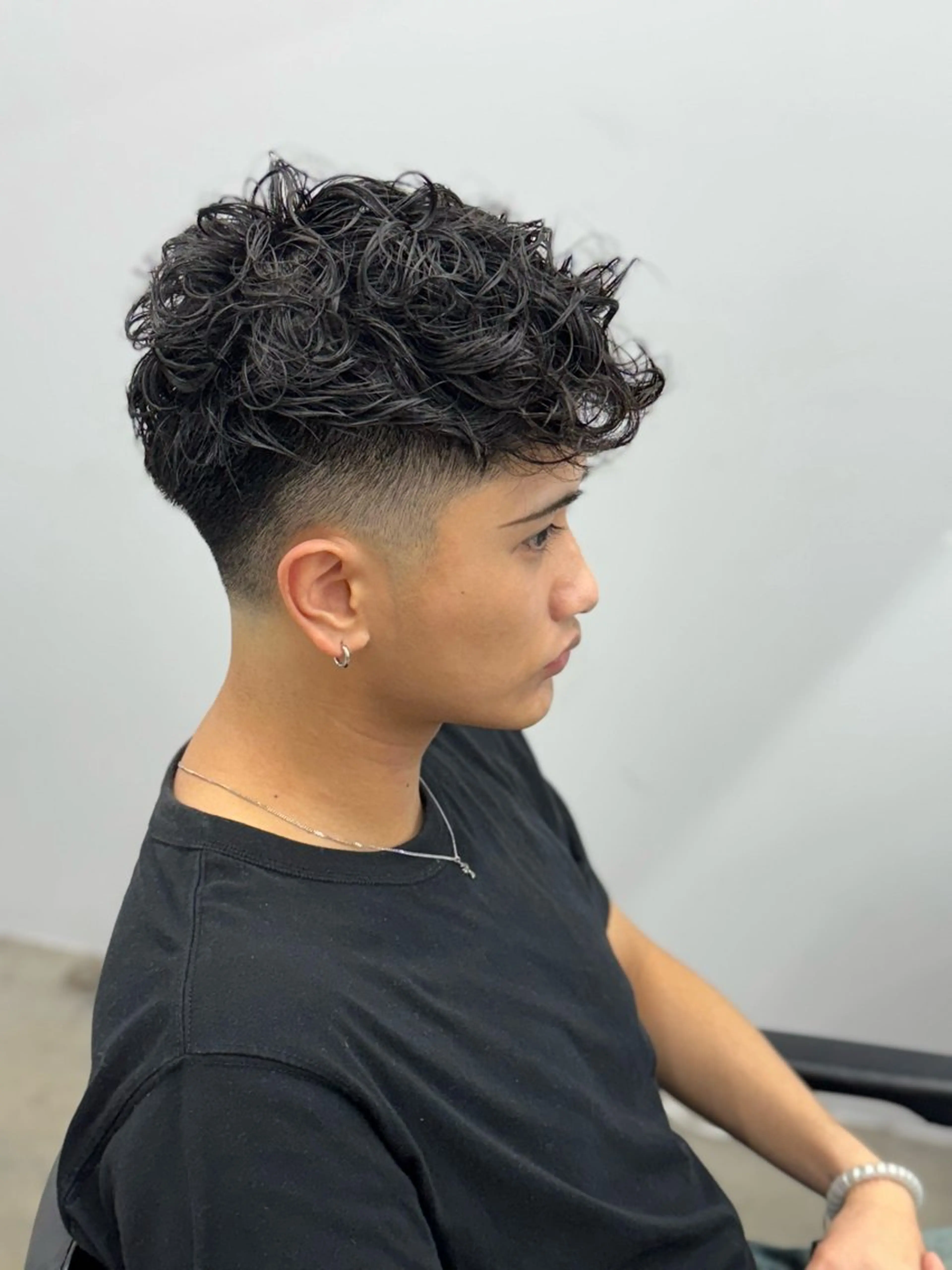 メンズ leo/ロング／ レイヤーカット⛈️のヘアスタイル