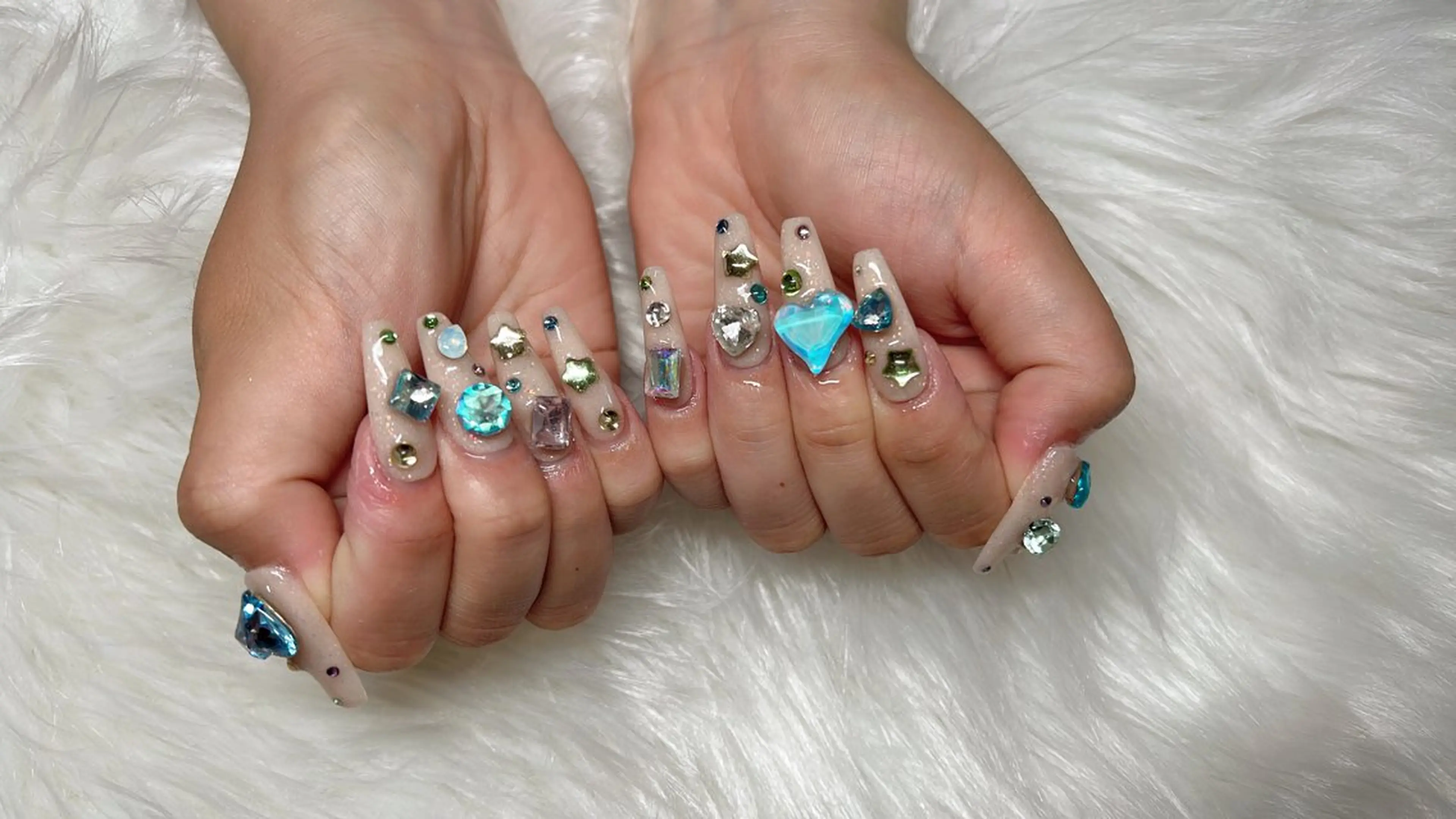 ロング ネイル ハンドネイル 《LB》ラブリエ Nail&eyeのマツエク・マツパデザイン