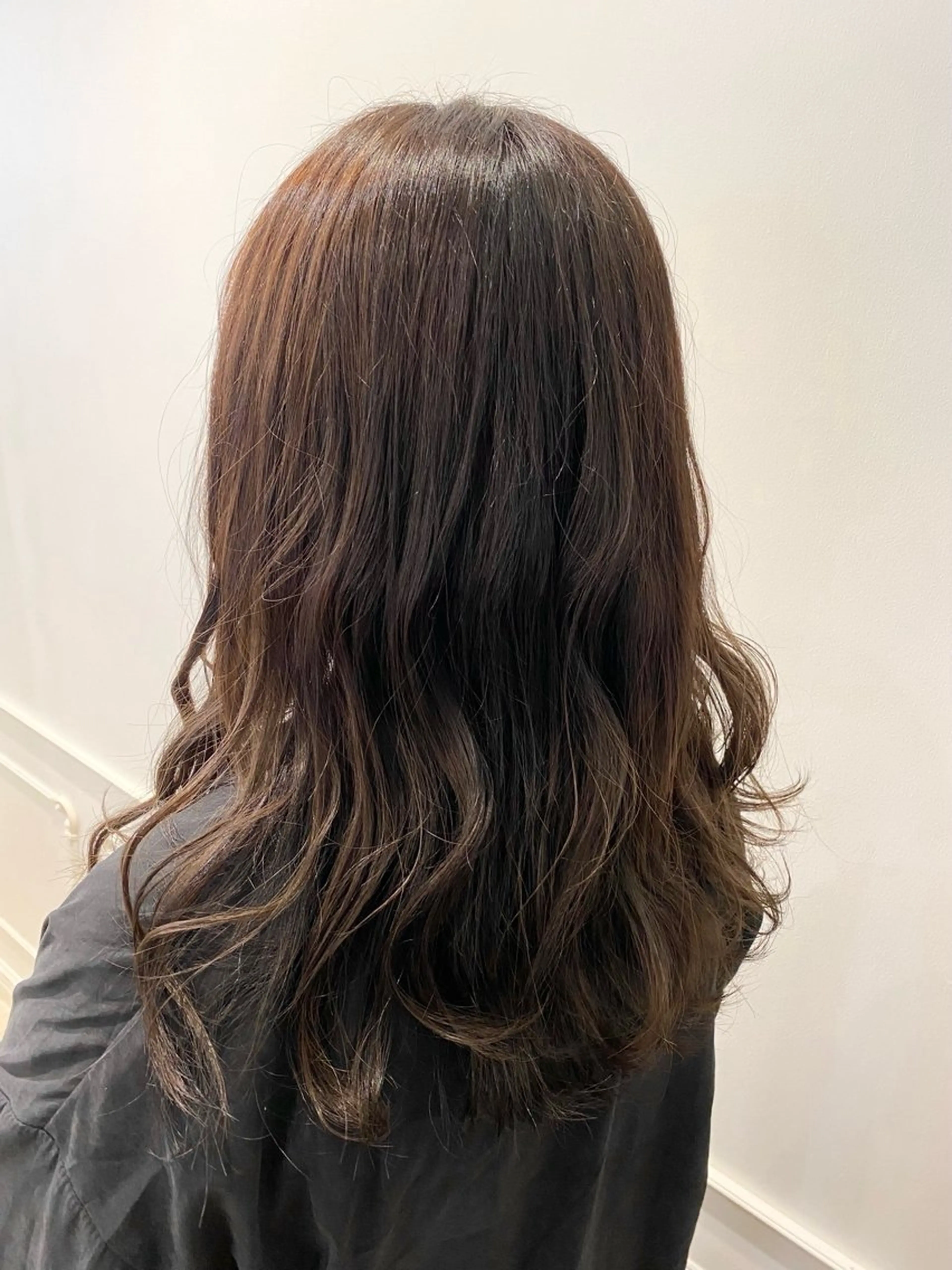 ロング ニュアンスカラー 川野莉空のヘアスタイル