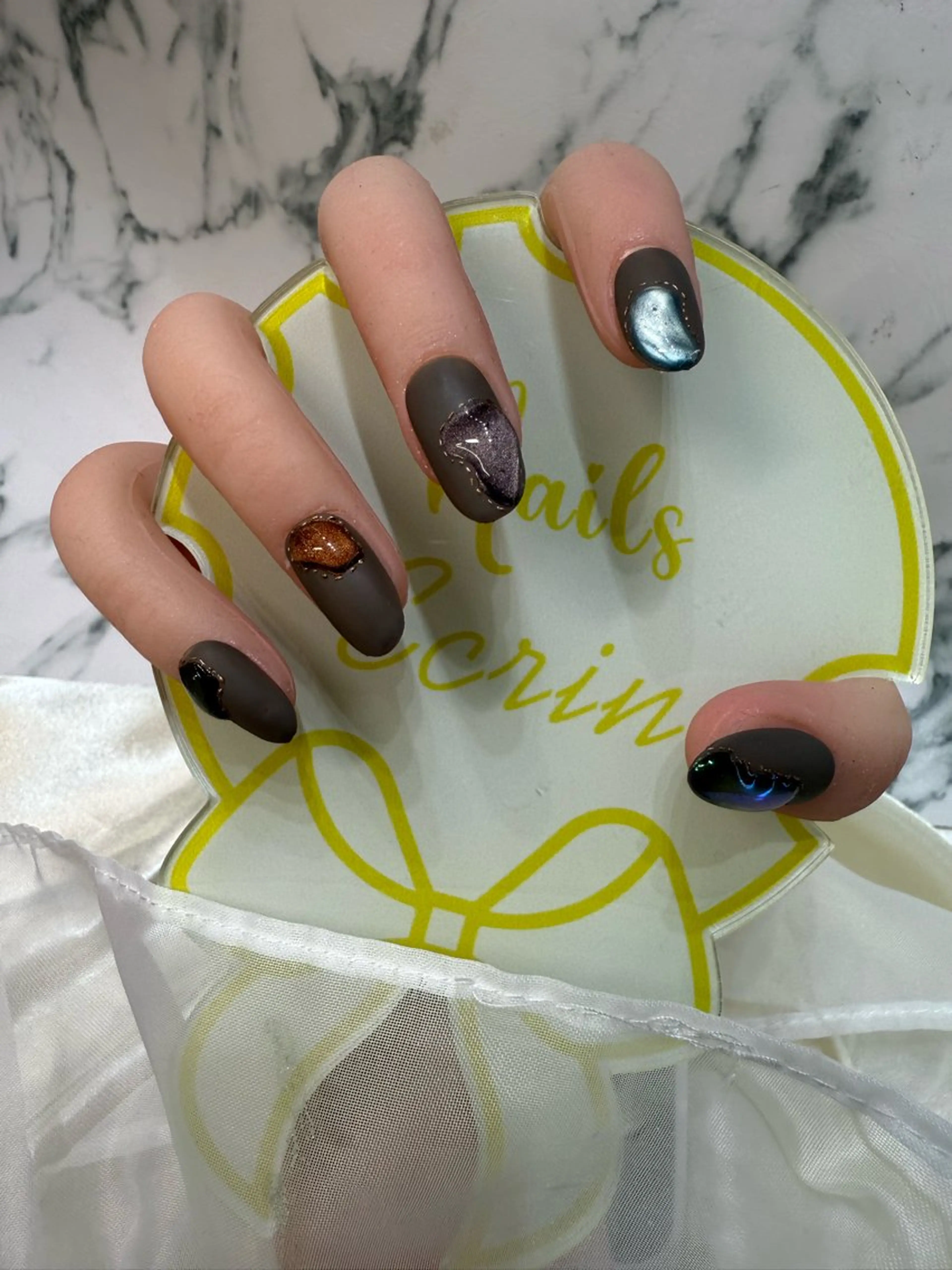 ネイル NailSalon✨ Écrinエクランのネイルデザイン
