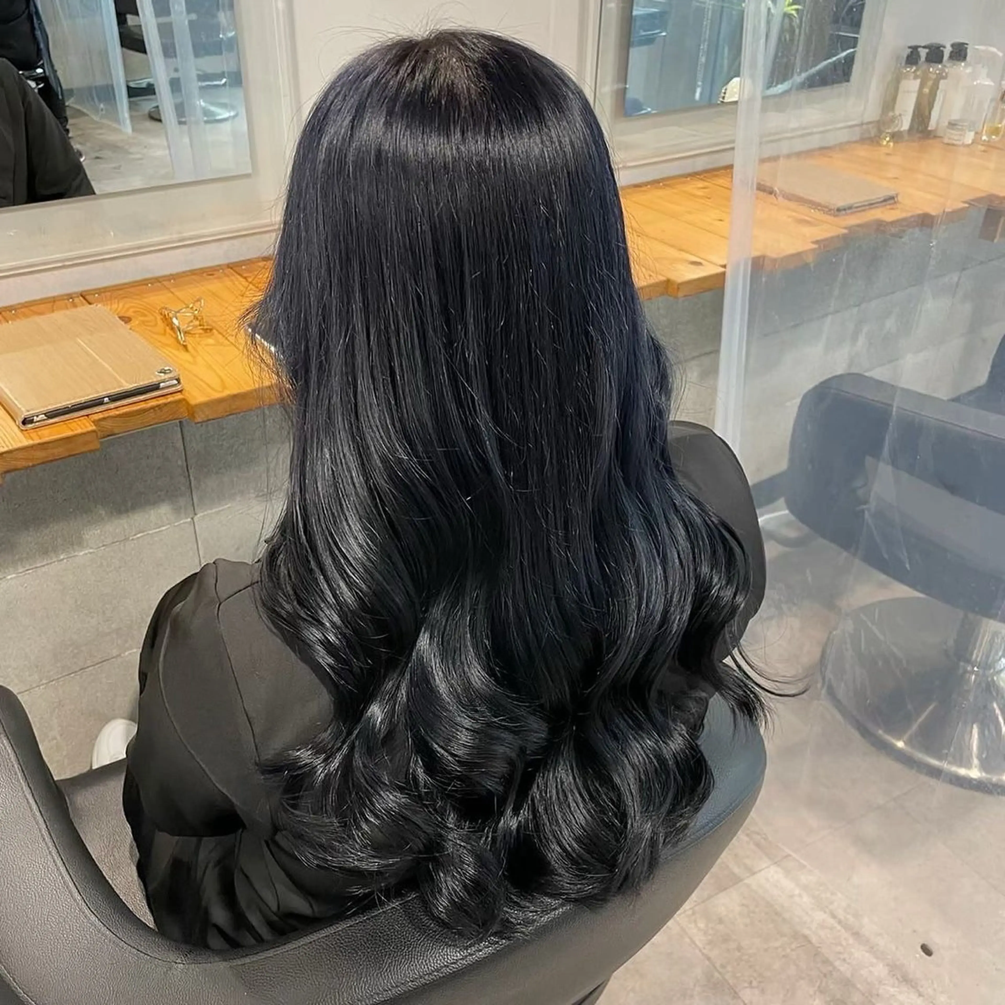 ロング カラー カット ヘアカラー トリートメント ヘッドスパ 🦋ハイトーンボブ ショート🦋トシキのヘアスタイル