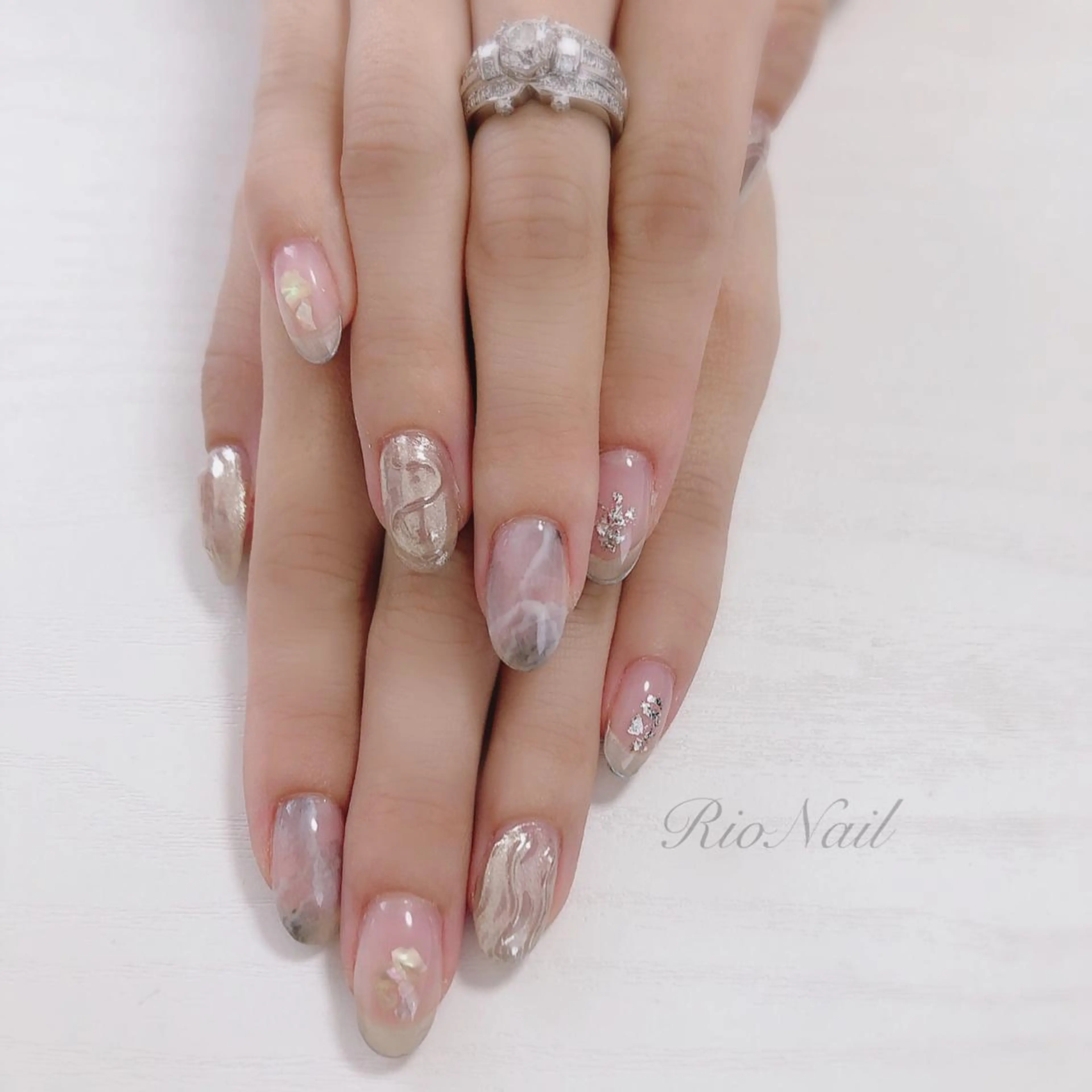 ネイル nailsalon LiNNeのネイルデザイン