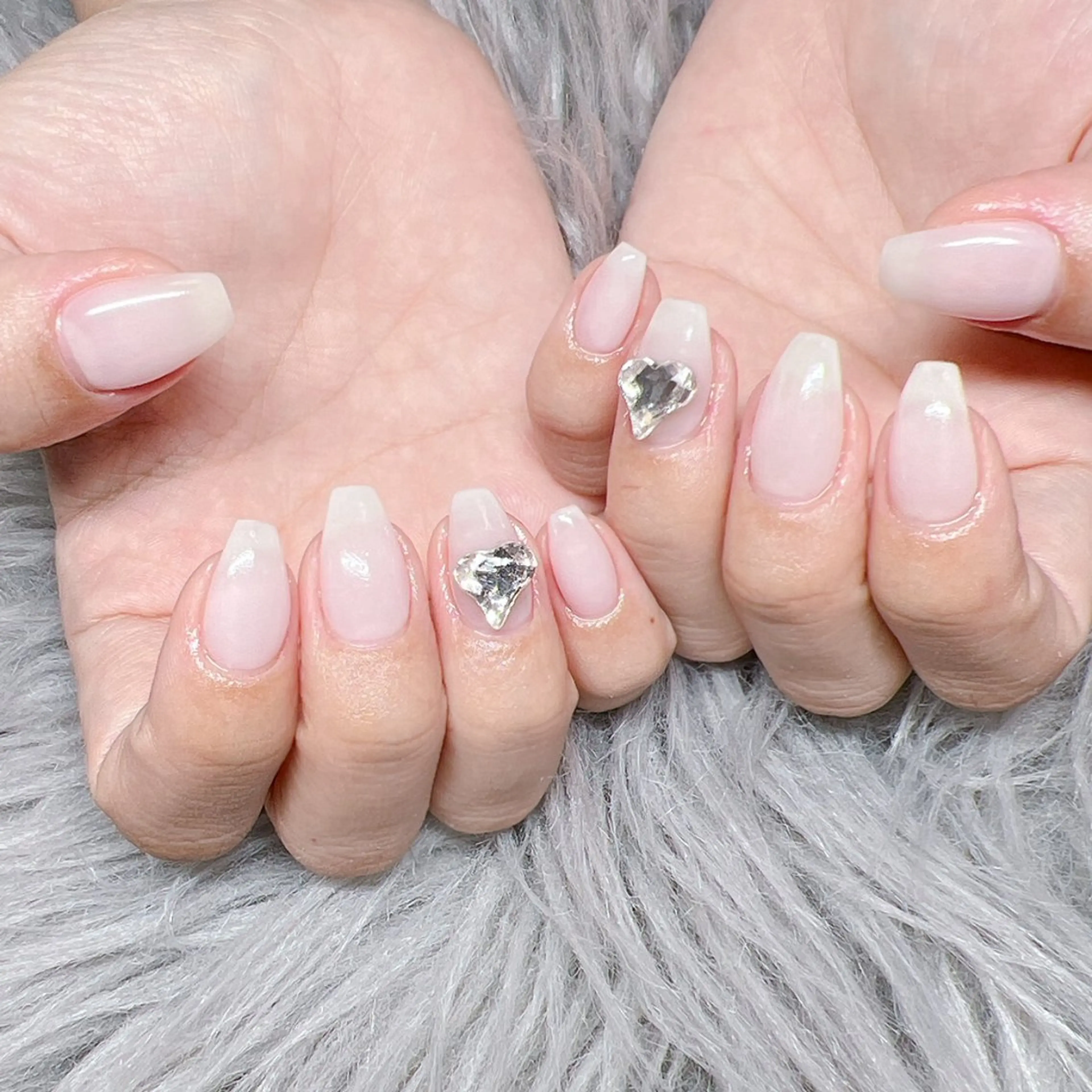 ネイル 個室ネイルサロンDolly  Girl〜ドーリーガール〜所属・DollyGirl KYOKOのネイルデザイン