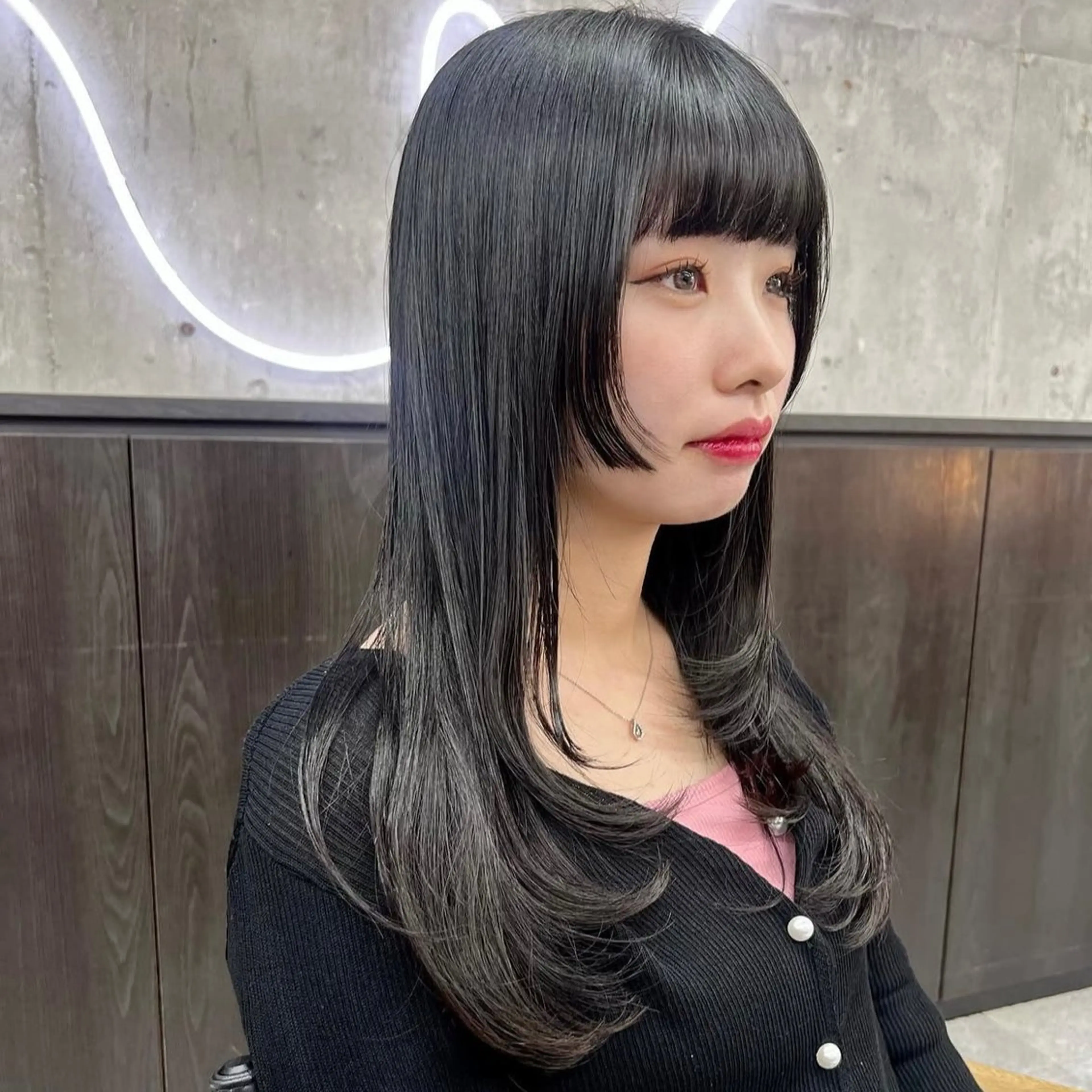 🇰🇷 レイヤーカット ＋ 透明感カラー ＋ トリートメント【 韓国ヘア / 韓国レイヤー 】の写真