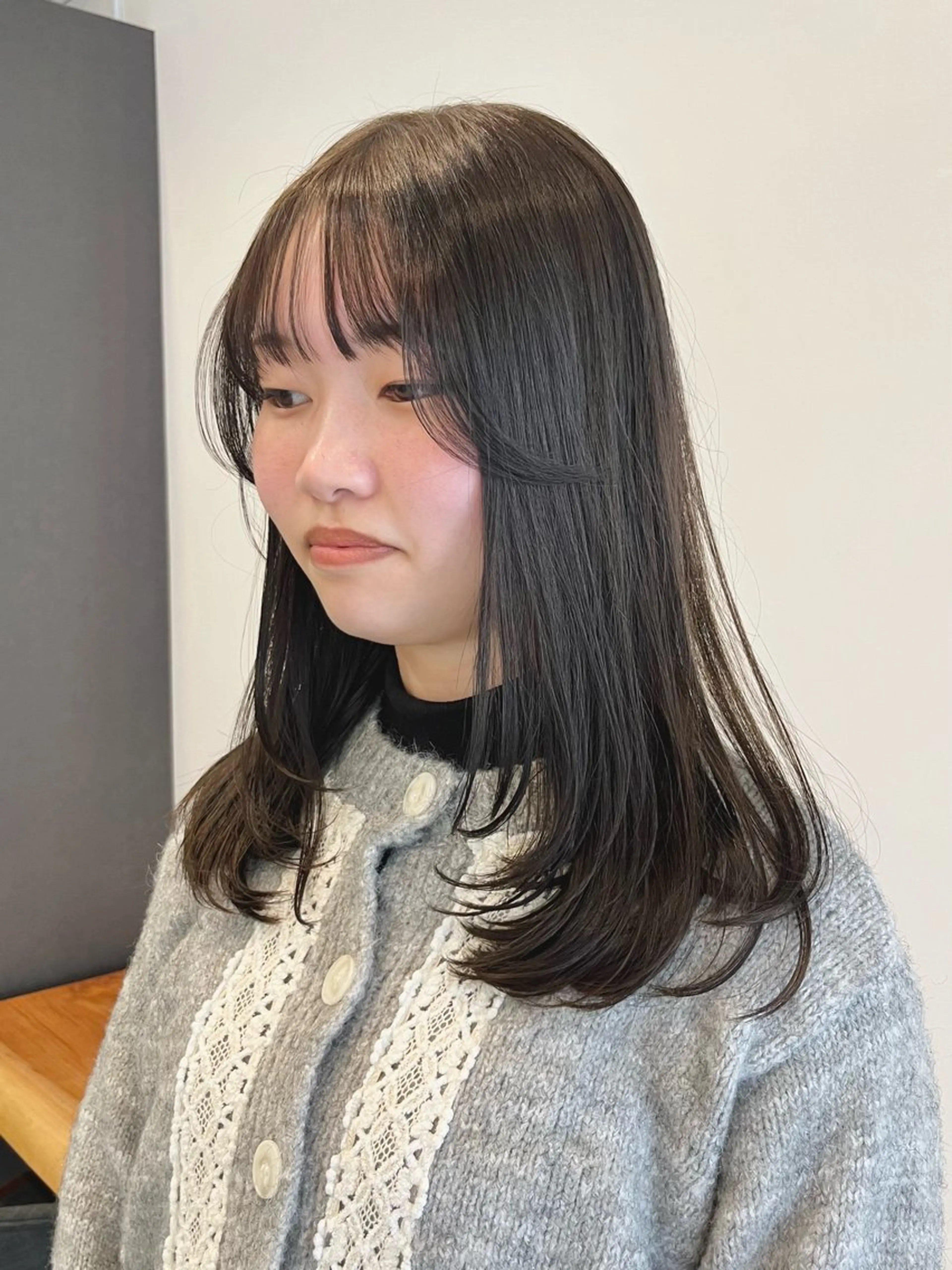 ロング カラー ショートボブ ブルーカラー ブルーグレー ブルーグレージュ グレージュ カット ヘアカラー i.Ehime所属・VIEW EHIME 齋藤  あつきのヘアスタイル