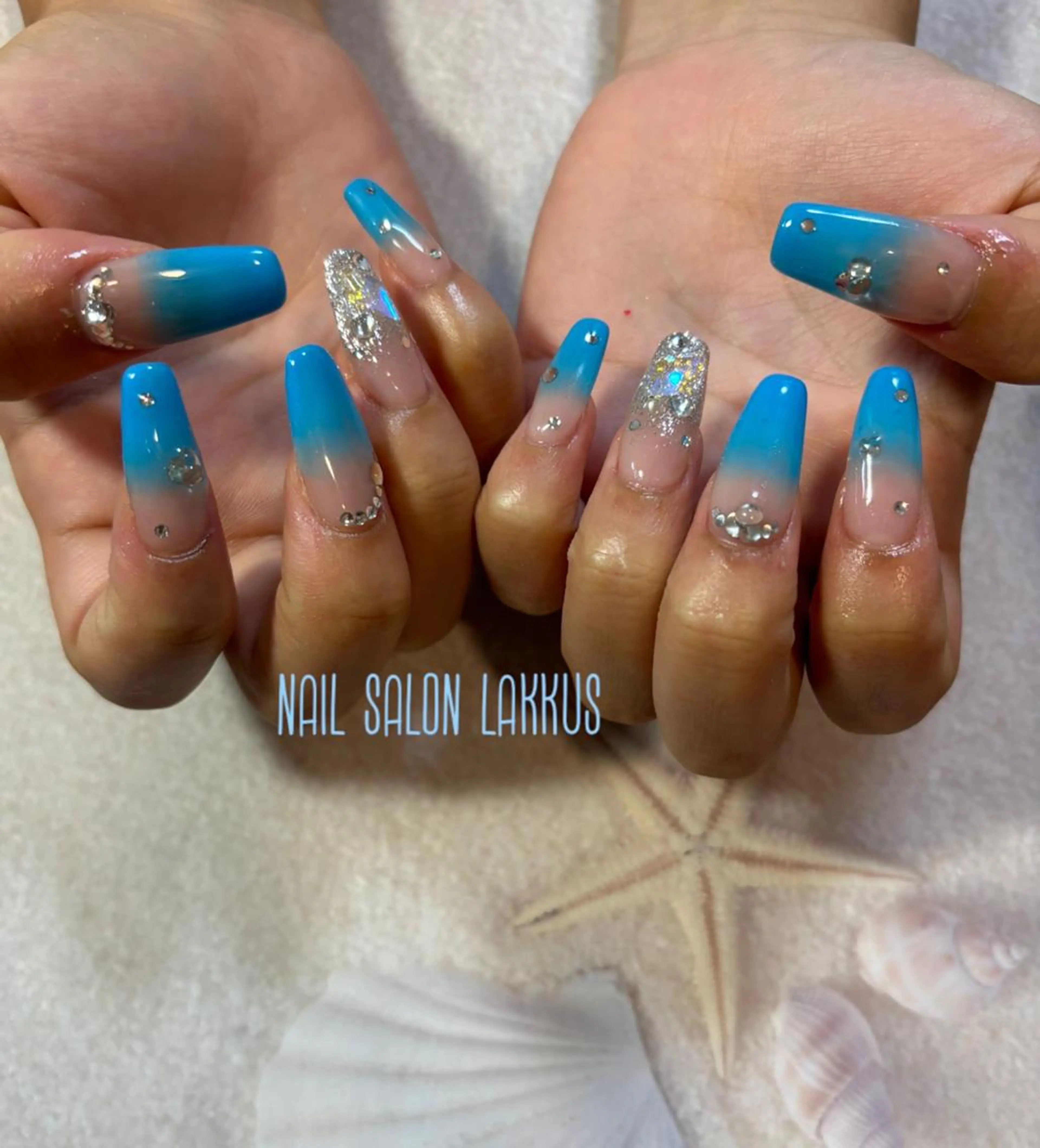 ネイル ハンドネイル Lakkus T－Mのネイルデザイン