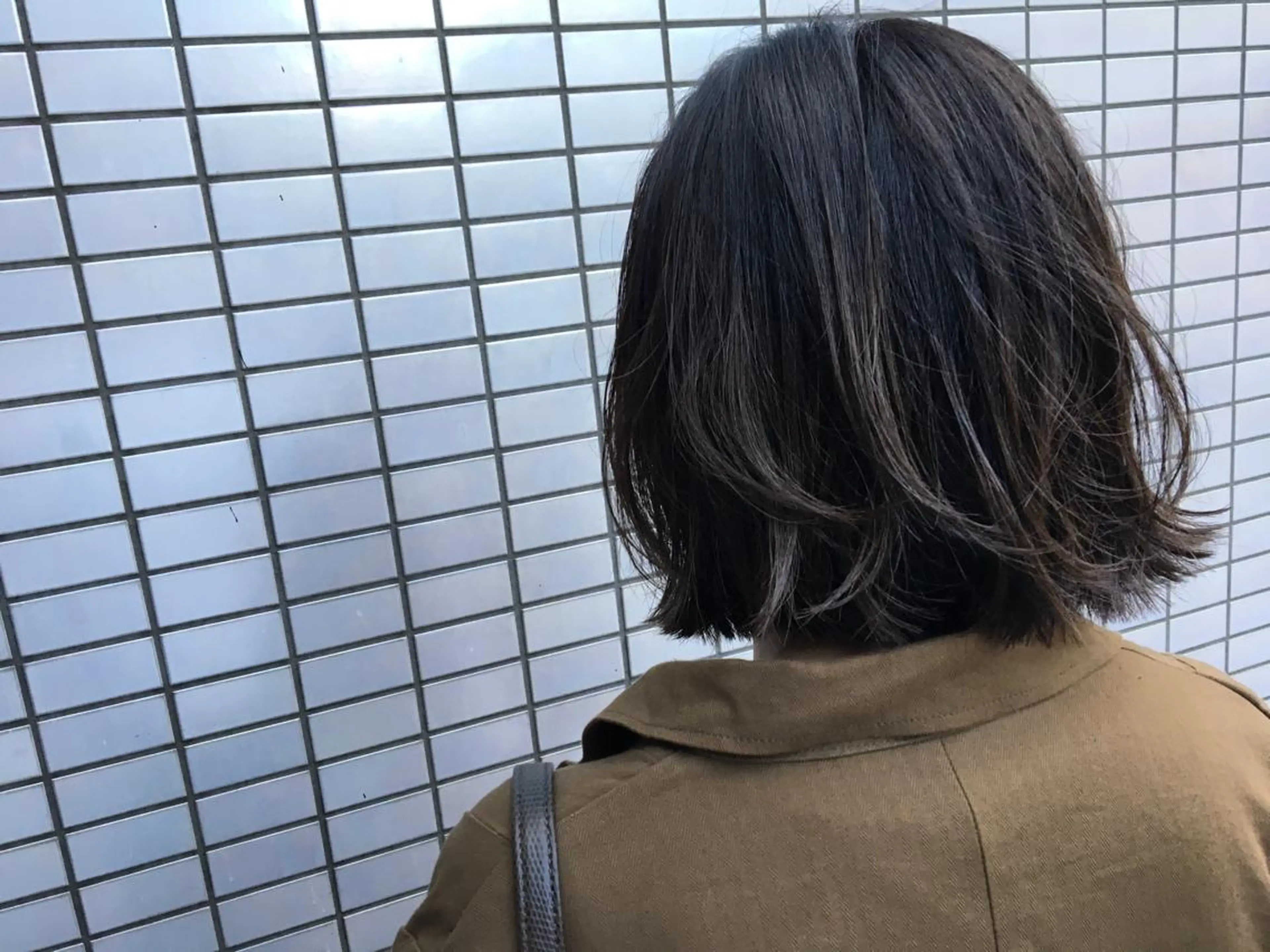ミディアム カラー THE DAY所属・AKI HASHIMOTOのヘアスタイル