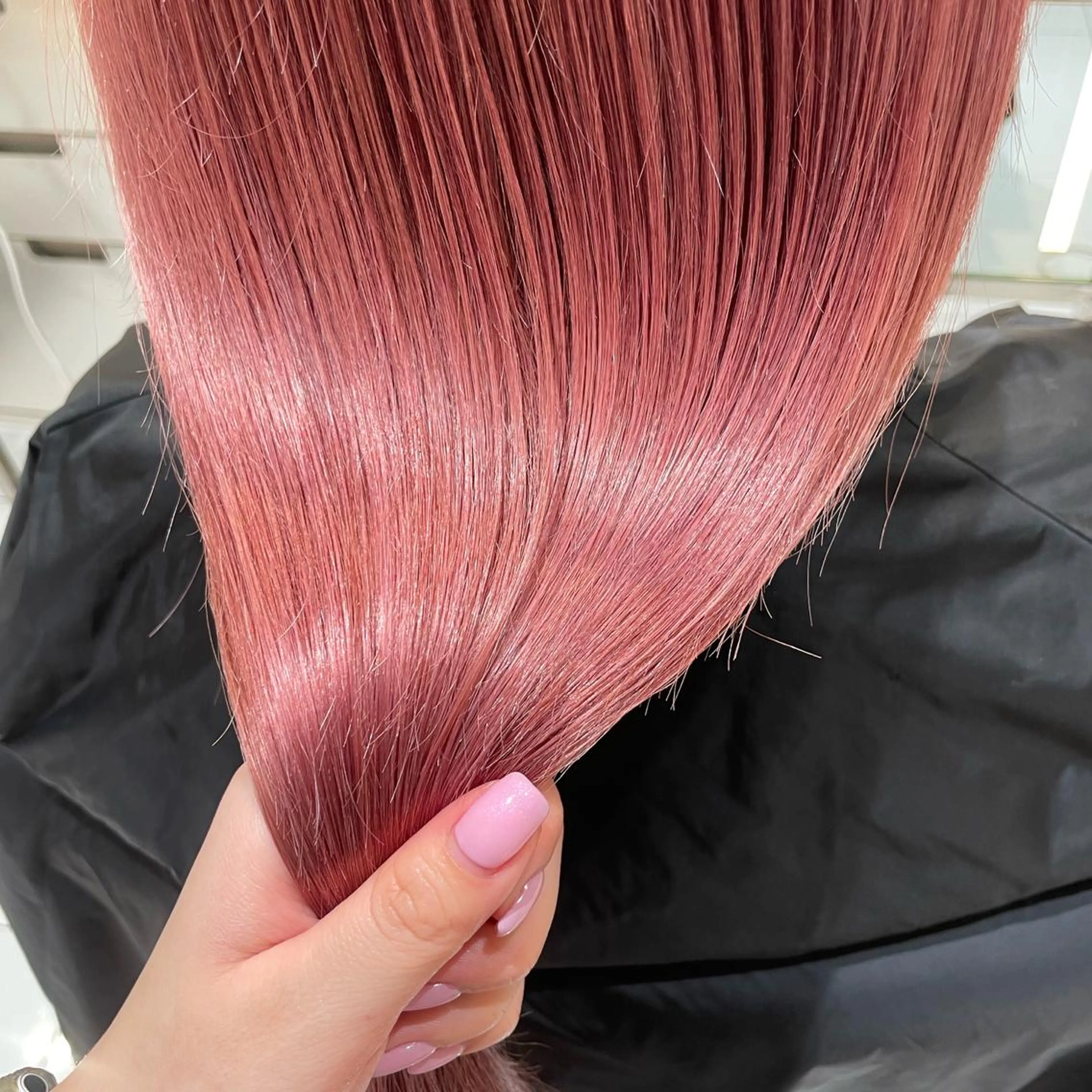 カラー ブリーチ ヘアカラー D'na ディーナのヘアスタイル