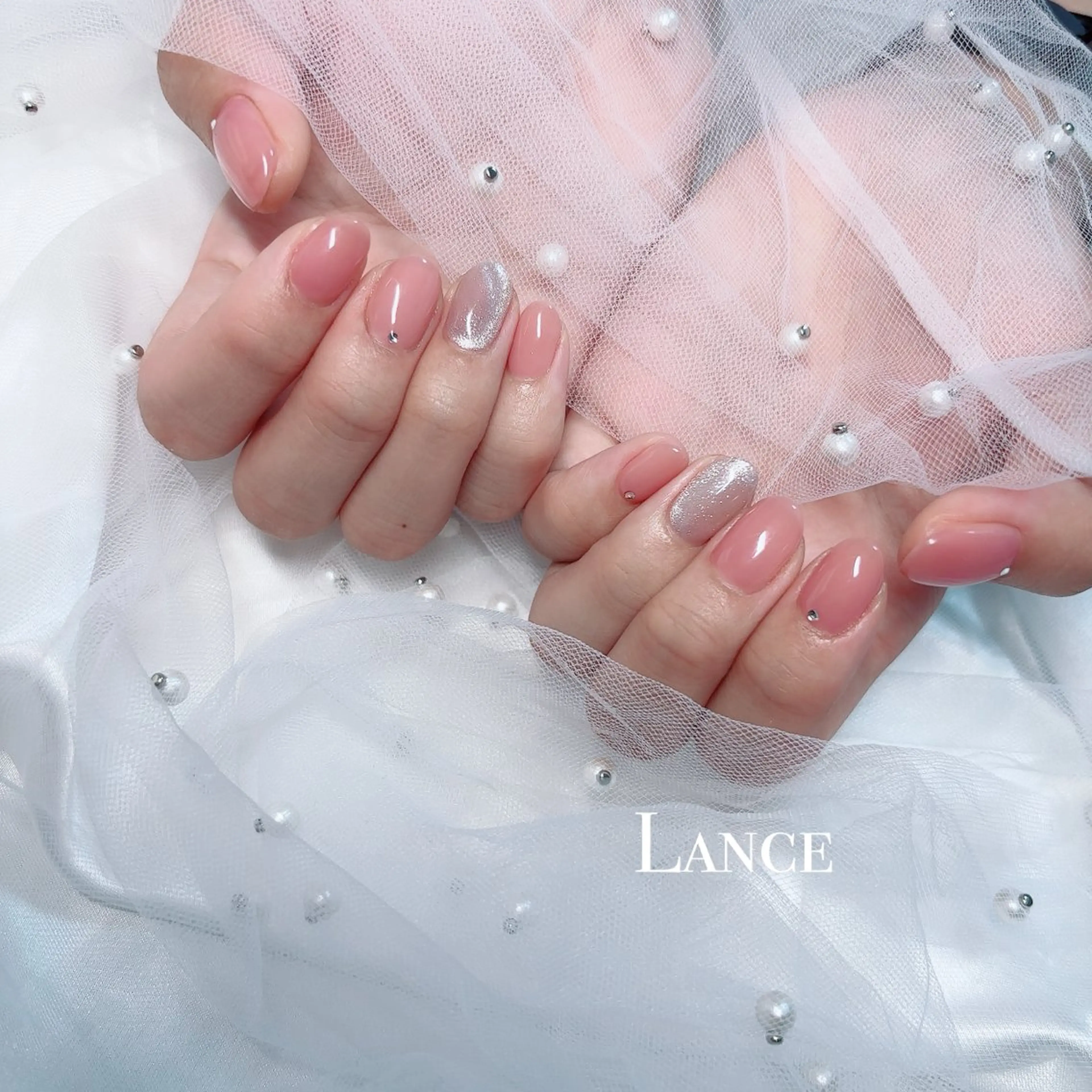 ネイル オーロラネイル フットネイル フレンチネイル キラキラネイル 韓国ネイル ハンドネイル Lance nailのネイルデザイン