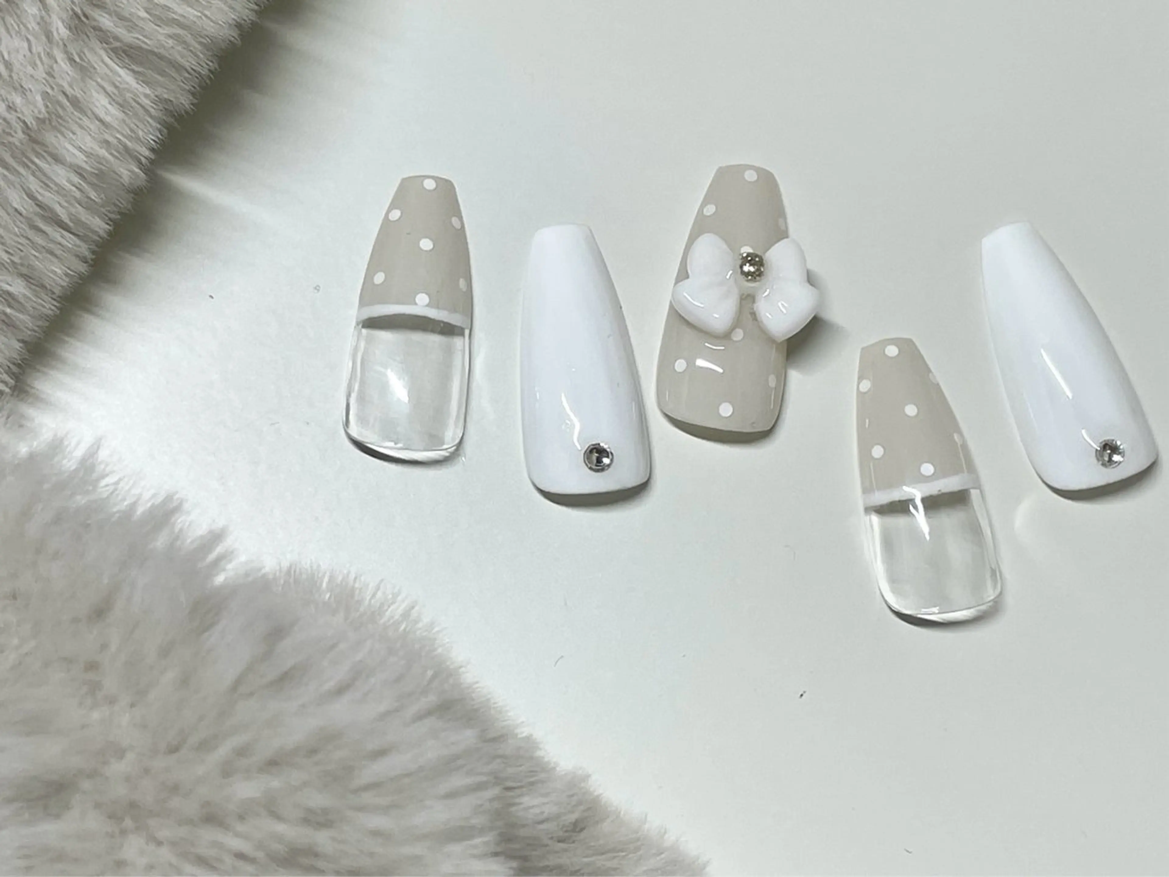 ネイル Neige所属・Neige 𓂃 aiのネイルデザイン