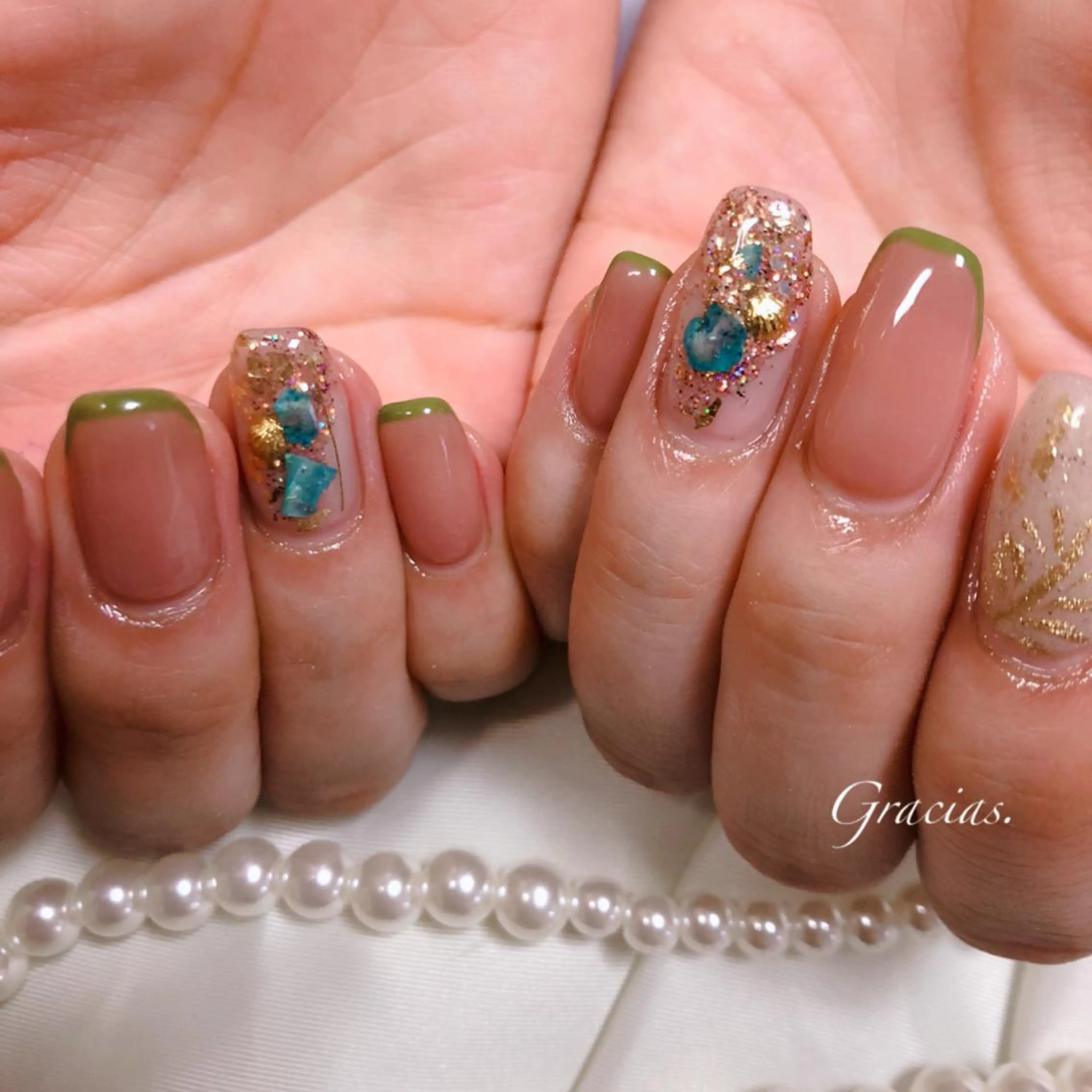 ネイル ハンドネイル Gracias. rieのネイルデザイン
