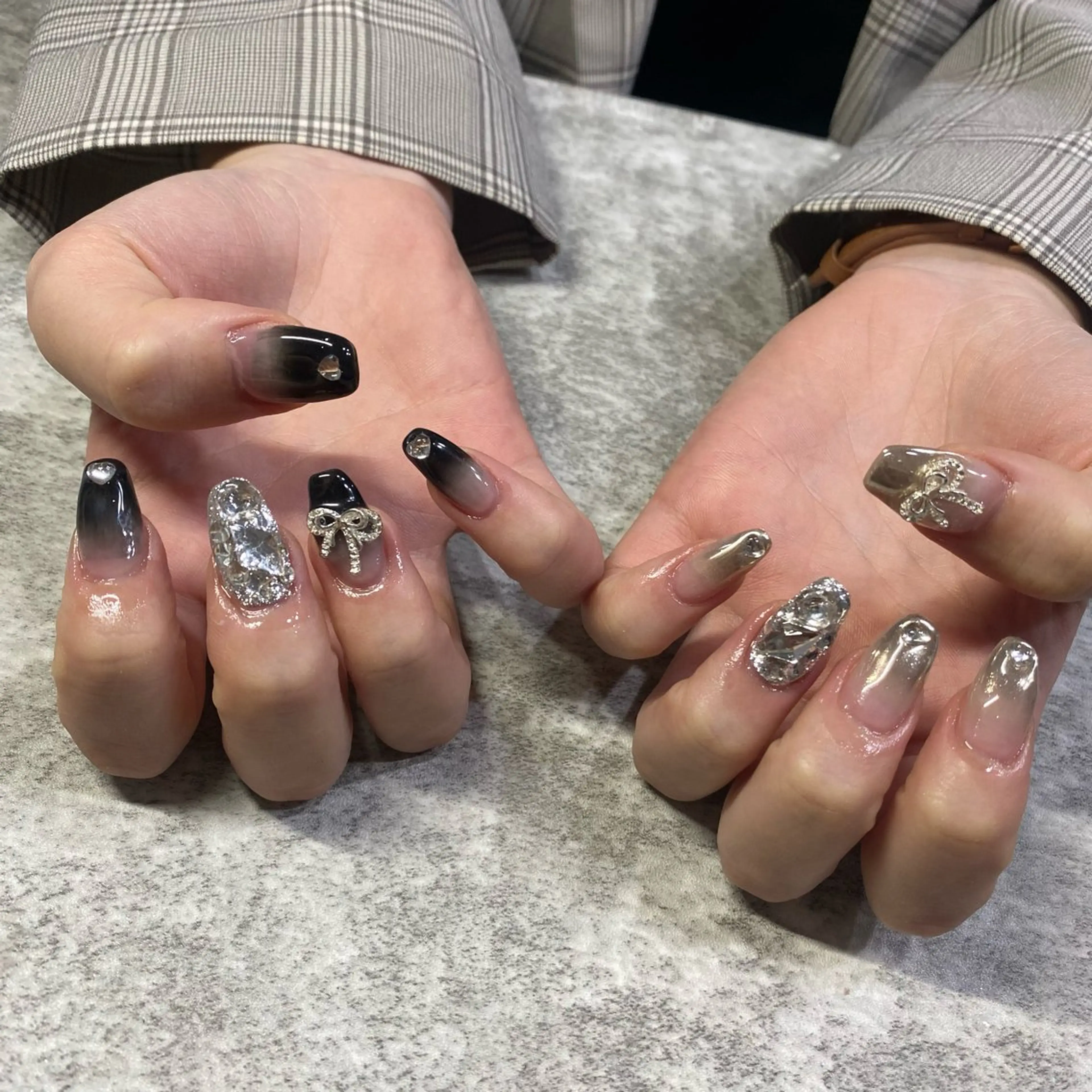 ネイル シルバー ハンドネイル ★Rinail... .のネイルデザイン