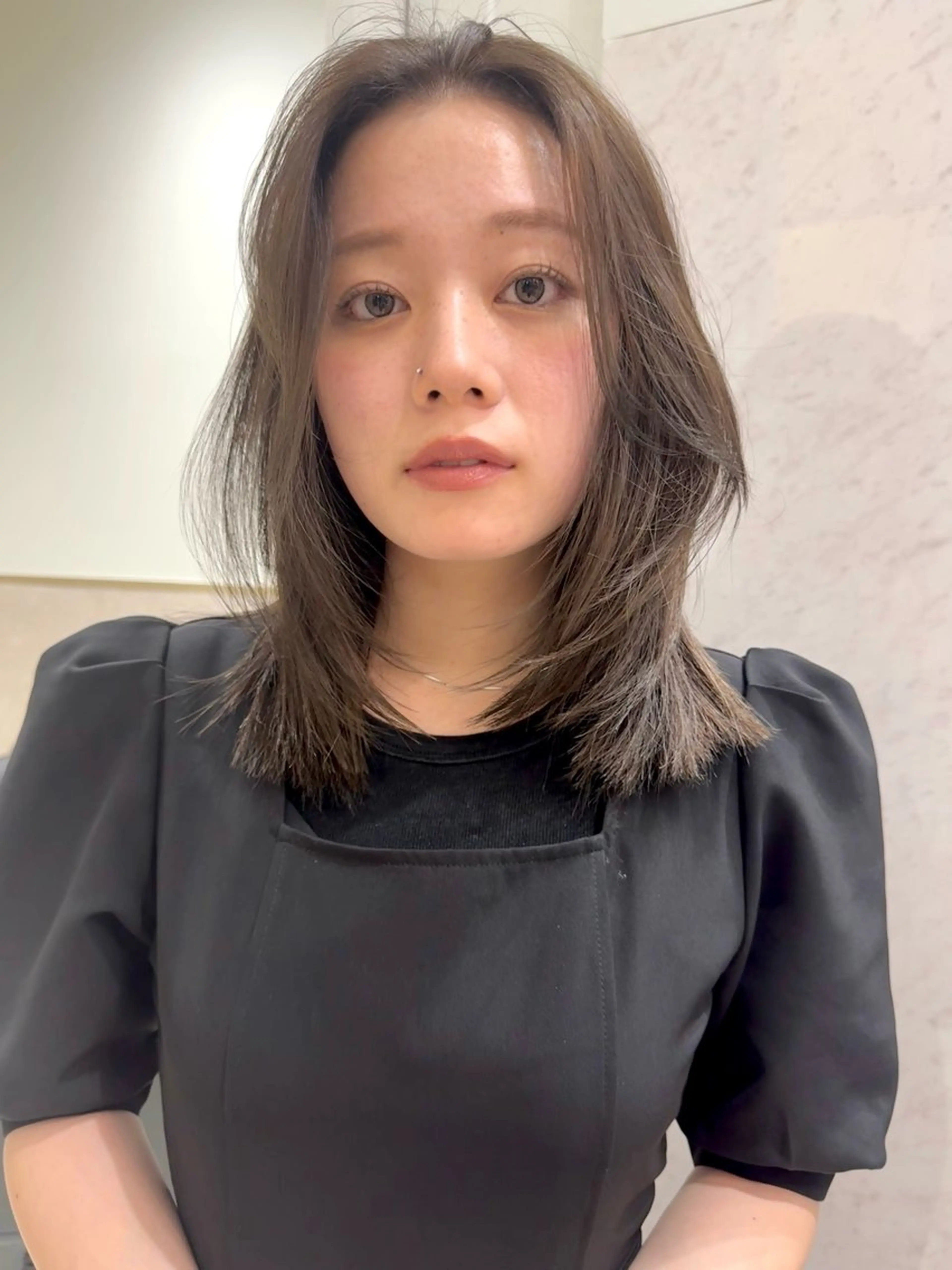 ミディアム 捺葵 @72tomi__のヘアスタイル