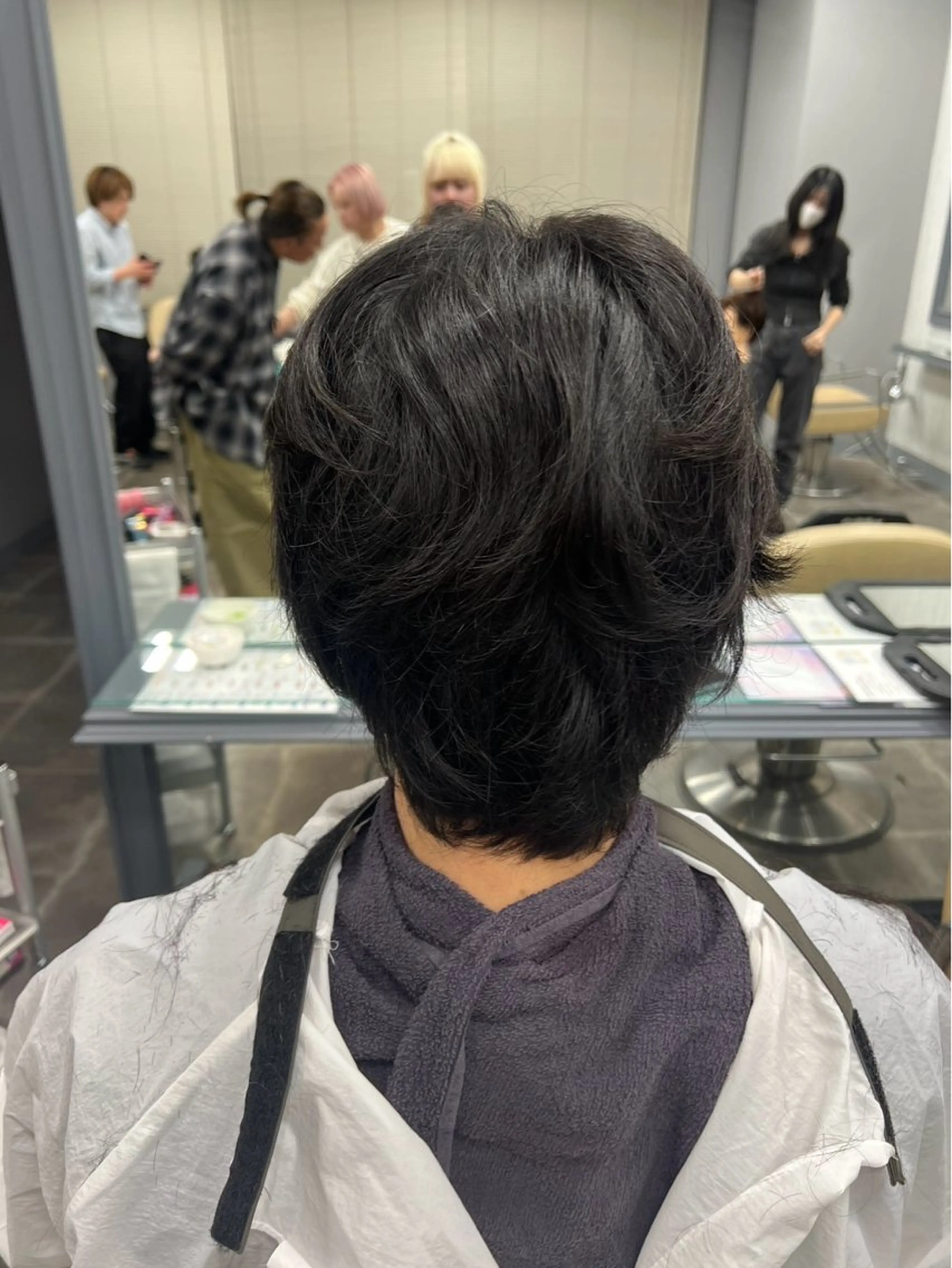 ショート アートラッシュフォーヘア所属・柴田 新菜のヘアスタイル