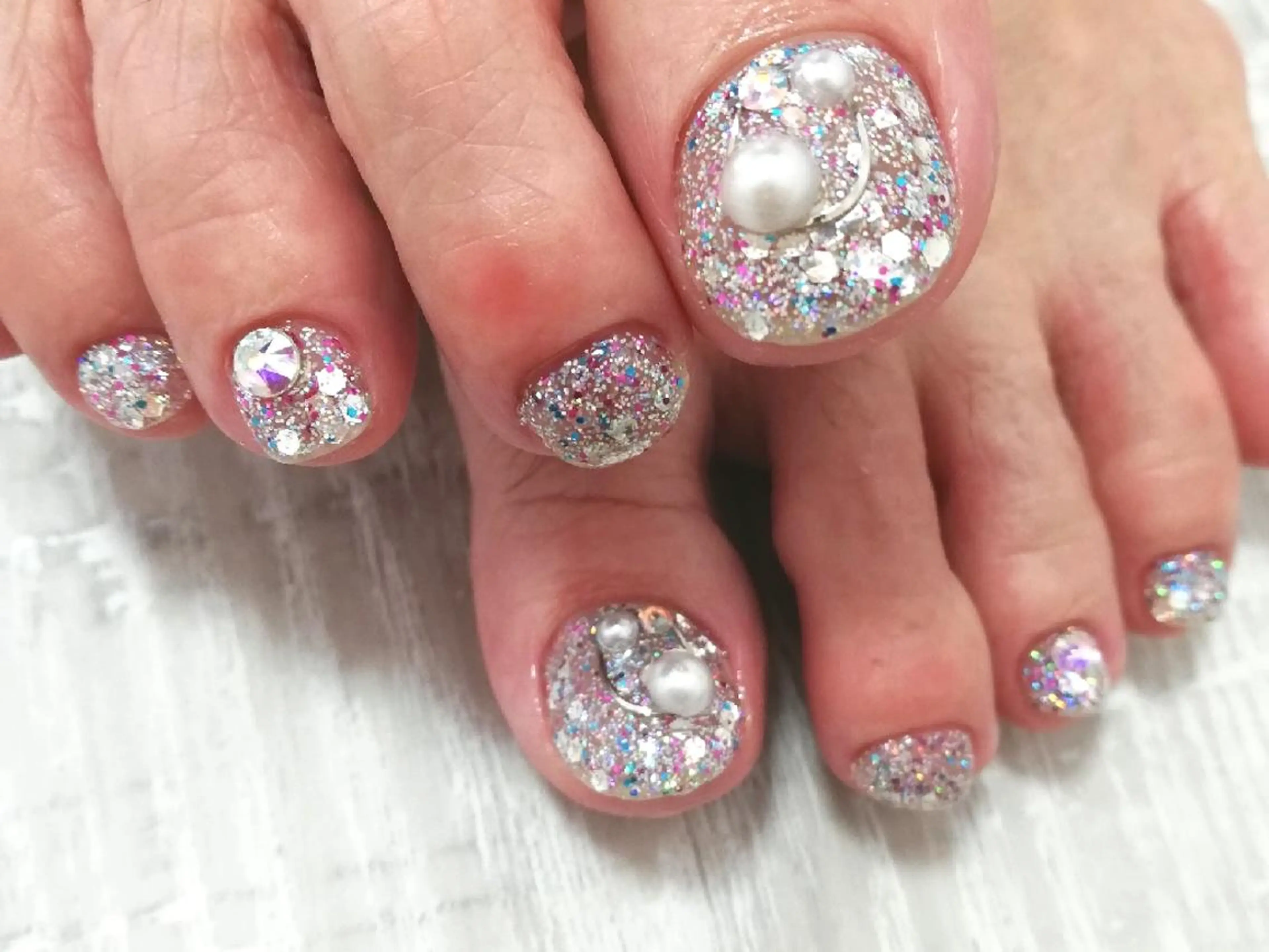 ネイル ストーンネイル なが さきのネイルデザイン