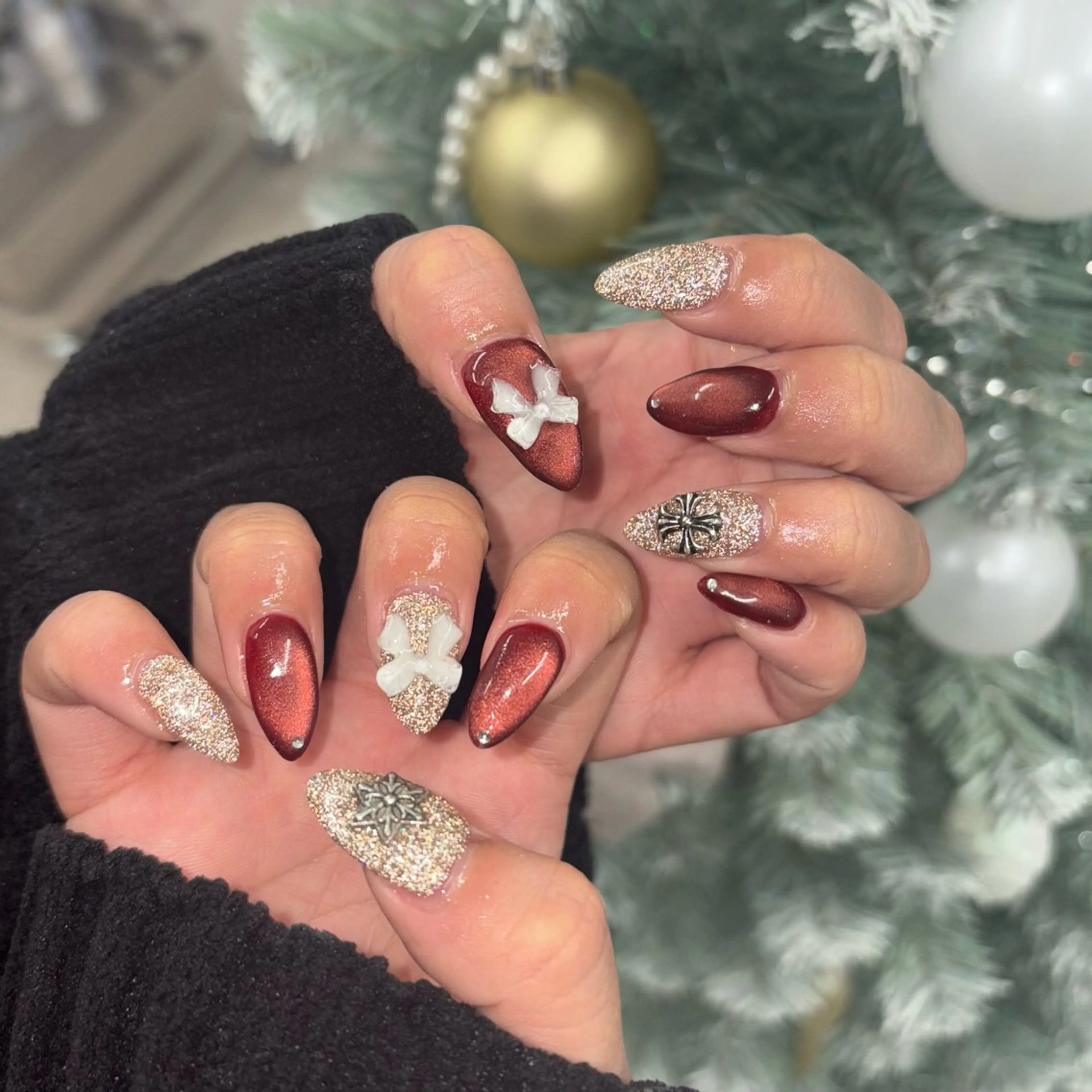 ネイル ハンドネイル yuria 🎀海外ネイル🌺のネイルデザイン