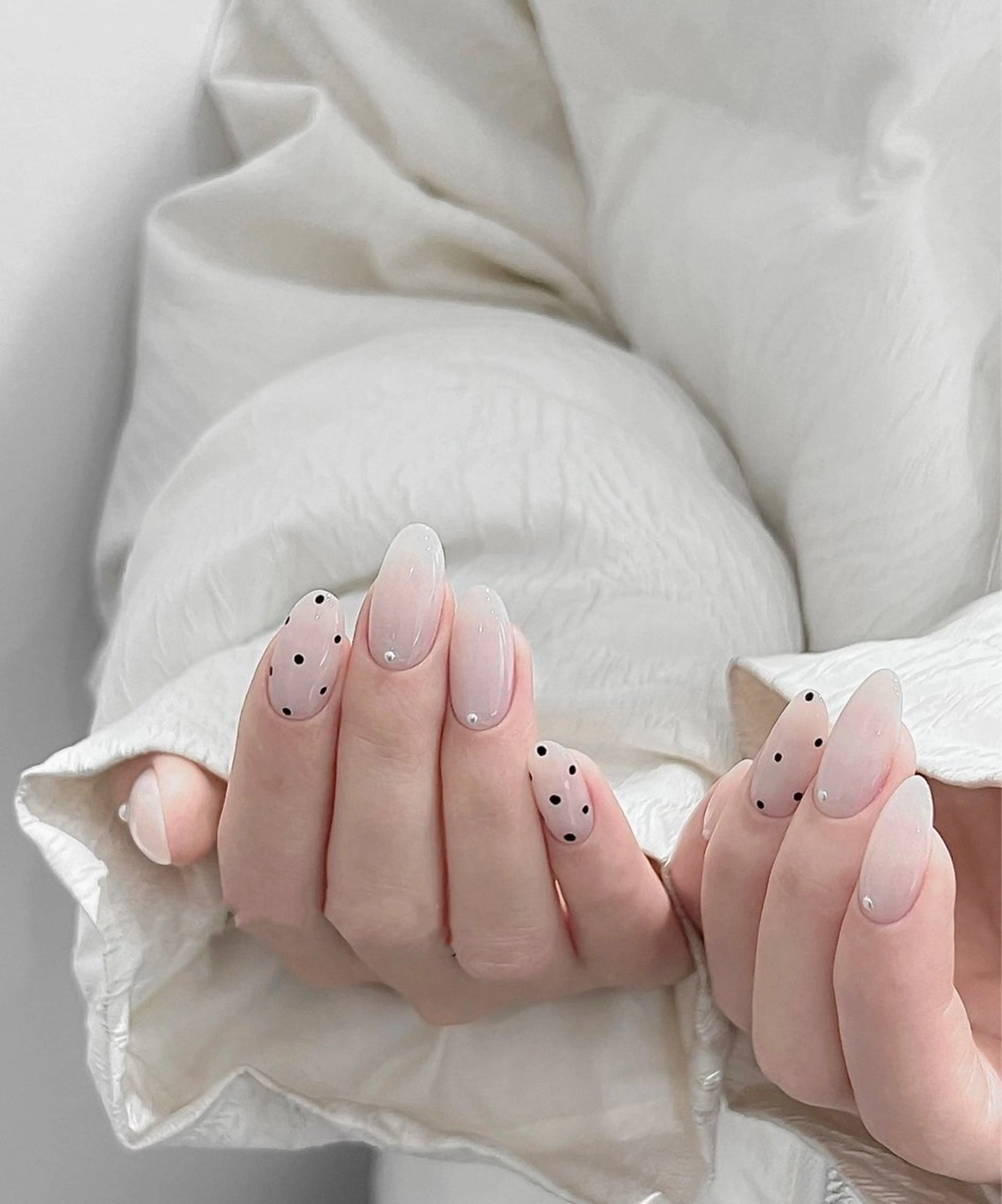 ネイル Ui_Amor (パラジェル)のネイルデザイン