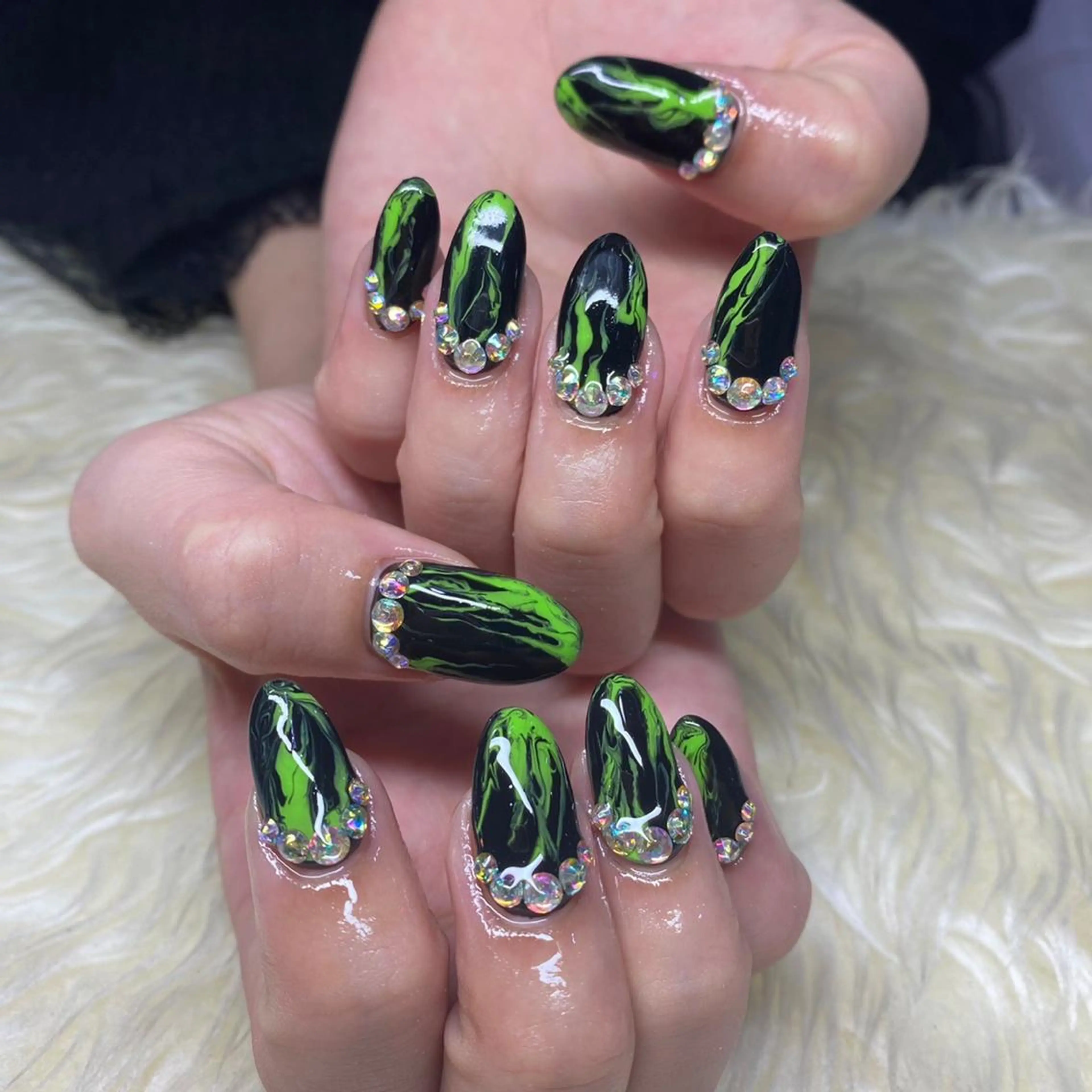 ネイル アートネイル 持ち込み ハンドネイル Nail&eye Belire 新宿のネイルデザイン