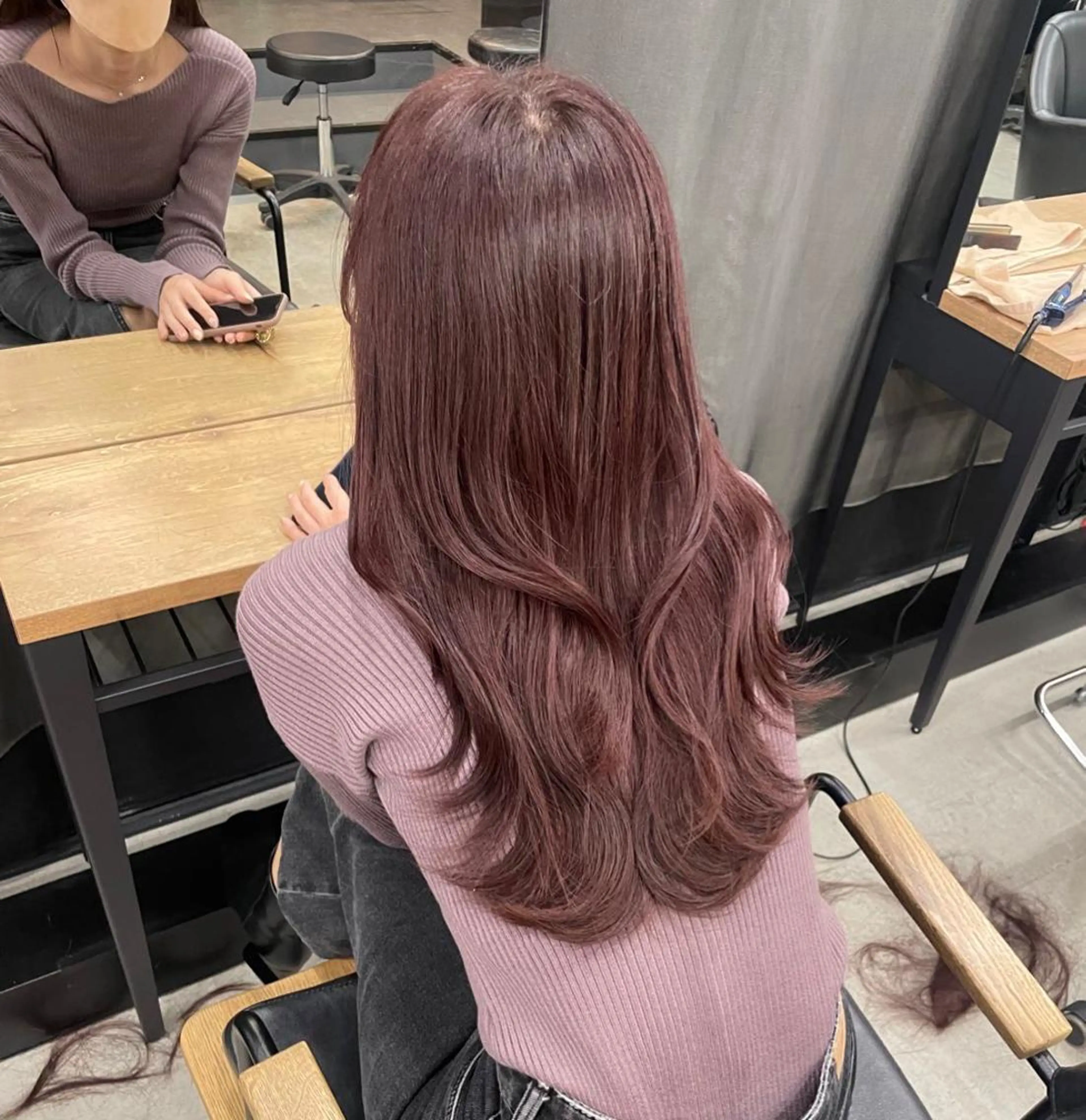 セミロング カラー Allure所属・伊藤 莉奈　韓国ヘアのヘアスタイル