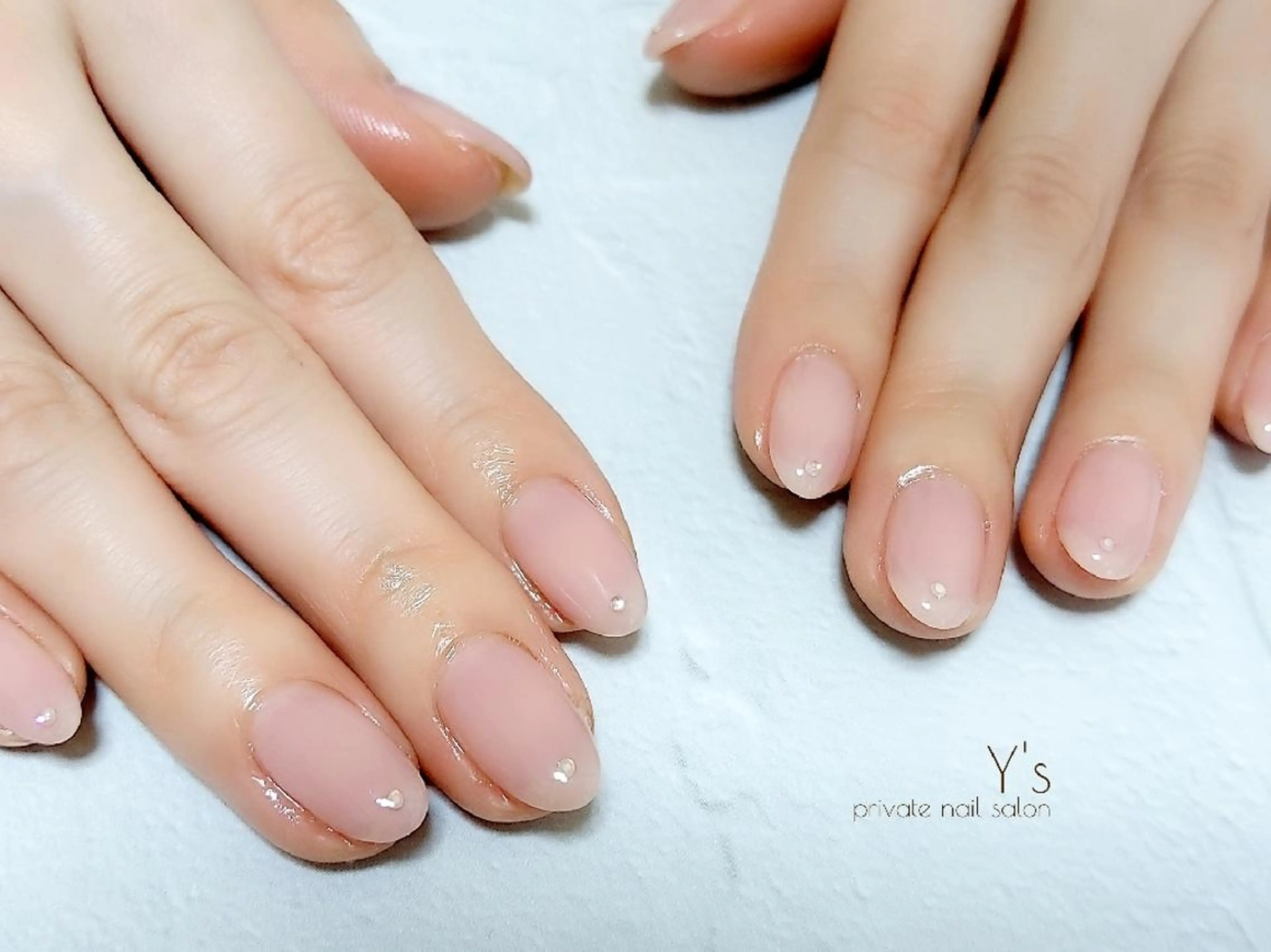 ネイル ハンドネイル YUMI NAGAI  のネイルデザイン